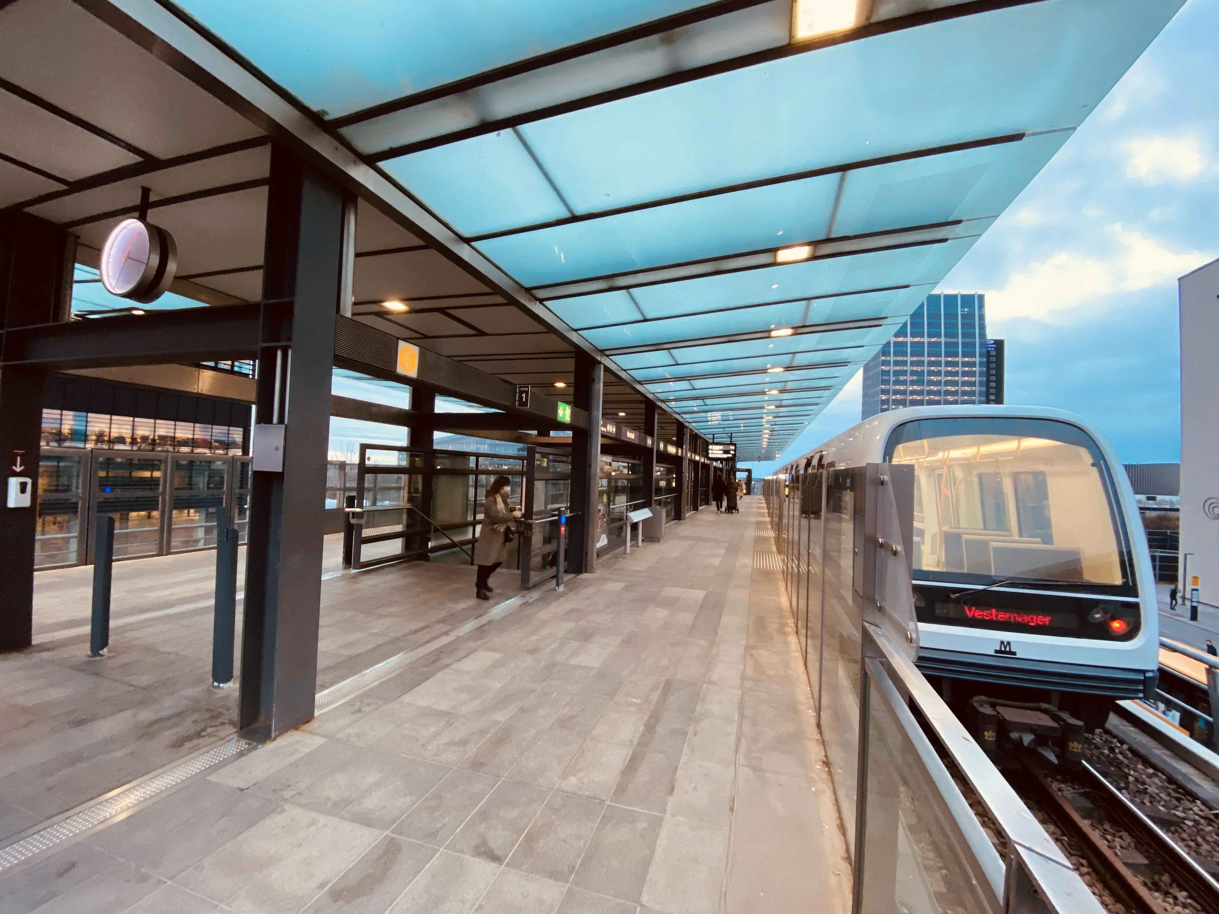 Billede af Ørestad Metrostation.