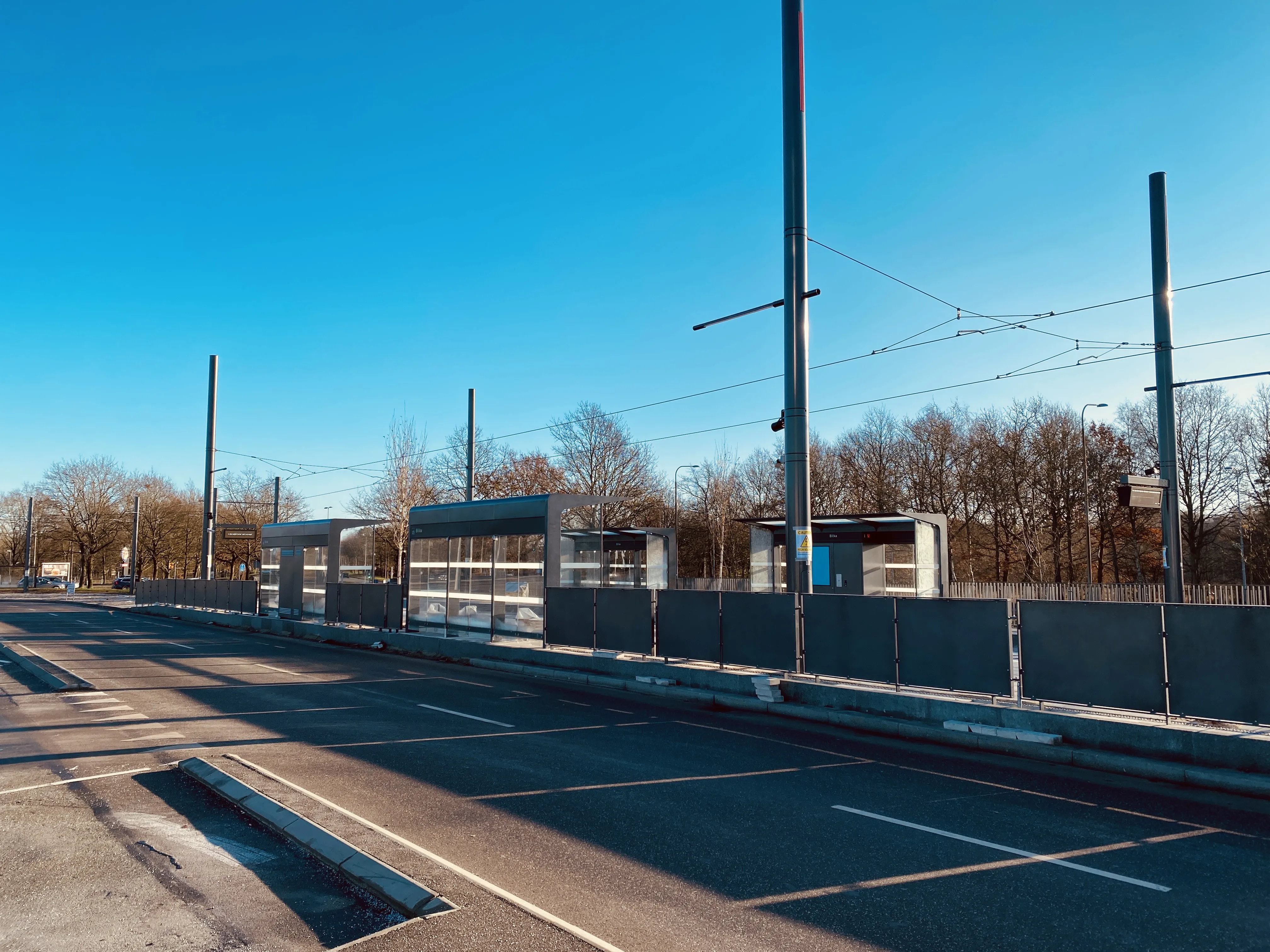 Billede af Bilka Letbanestation. Billede af Bilka Letbanestation.