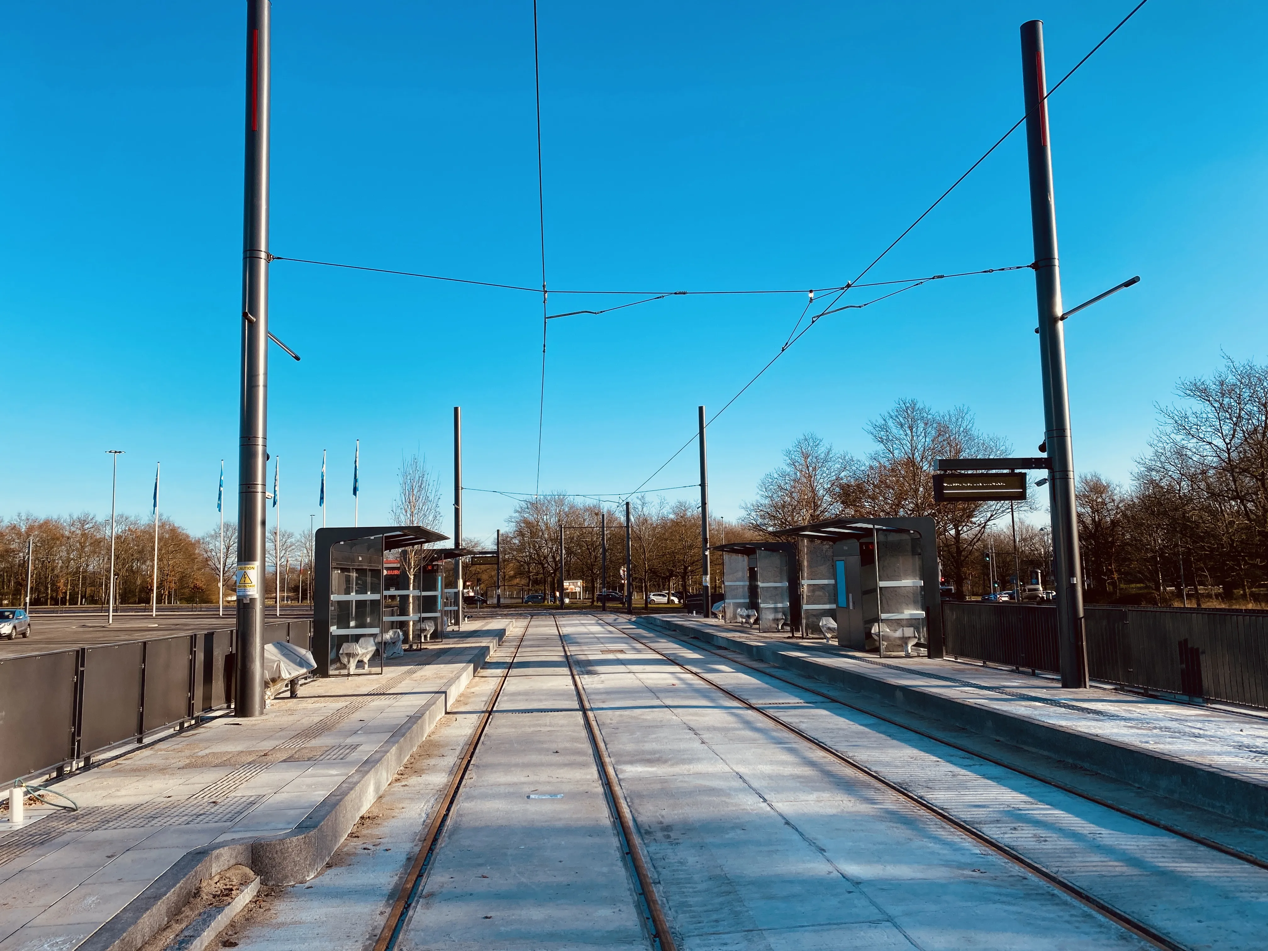 Billede af Bilka Letbanestation. Billede af Bilka Letbanestation.