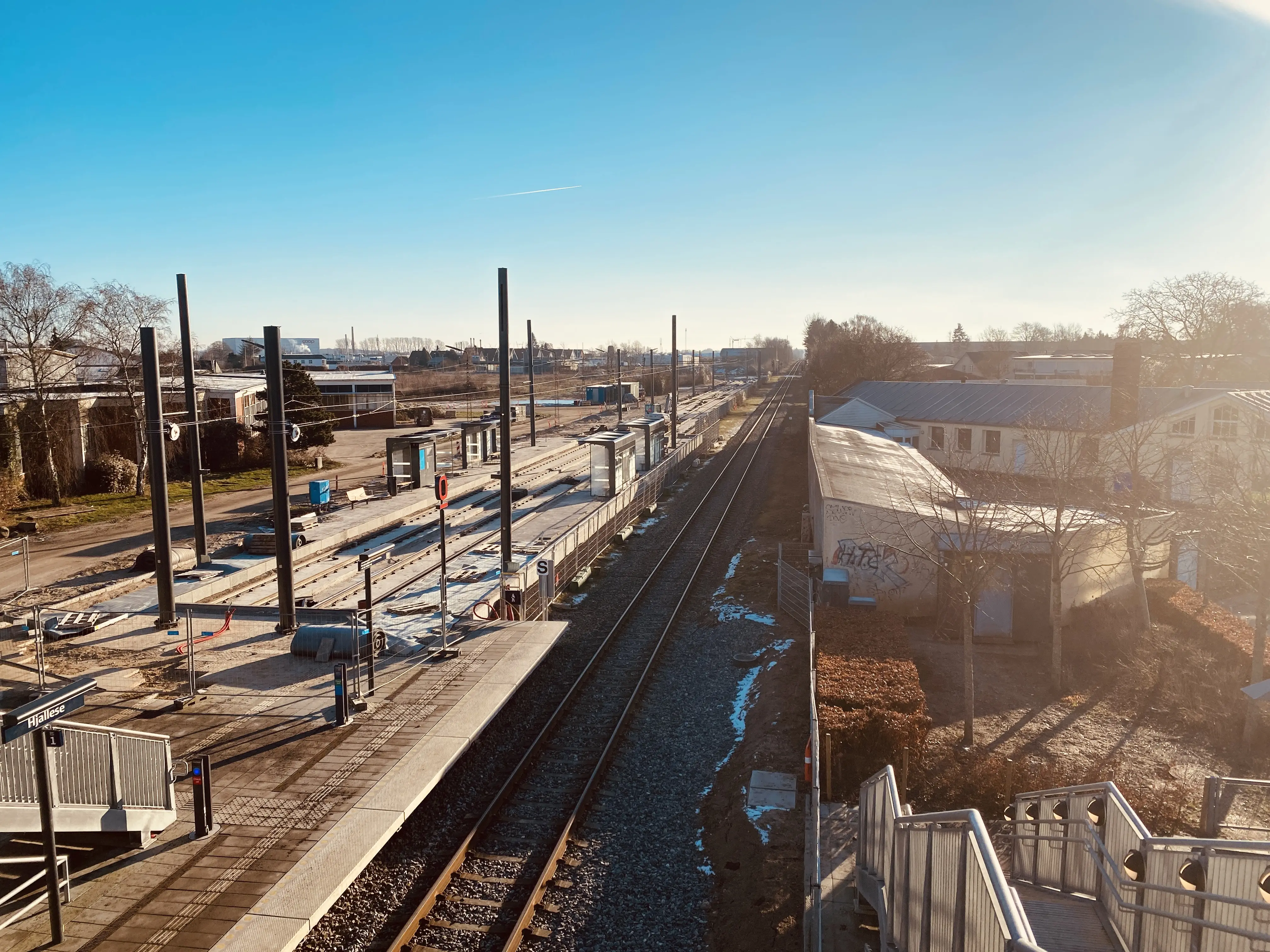 Billede af Hjallese Letbanestation.