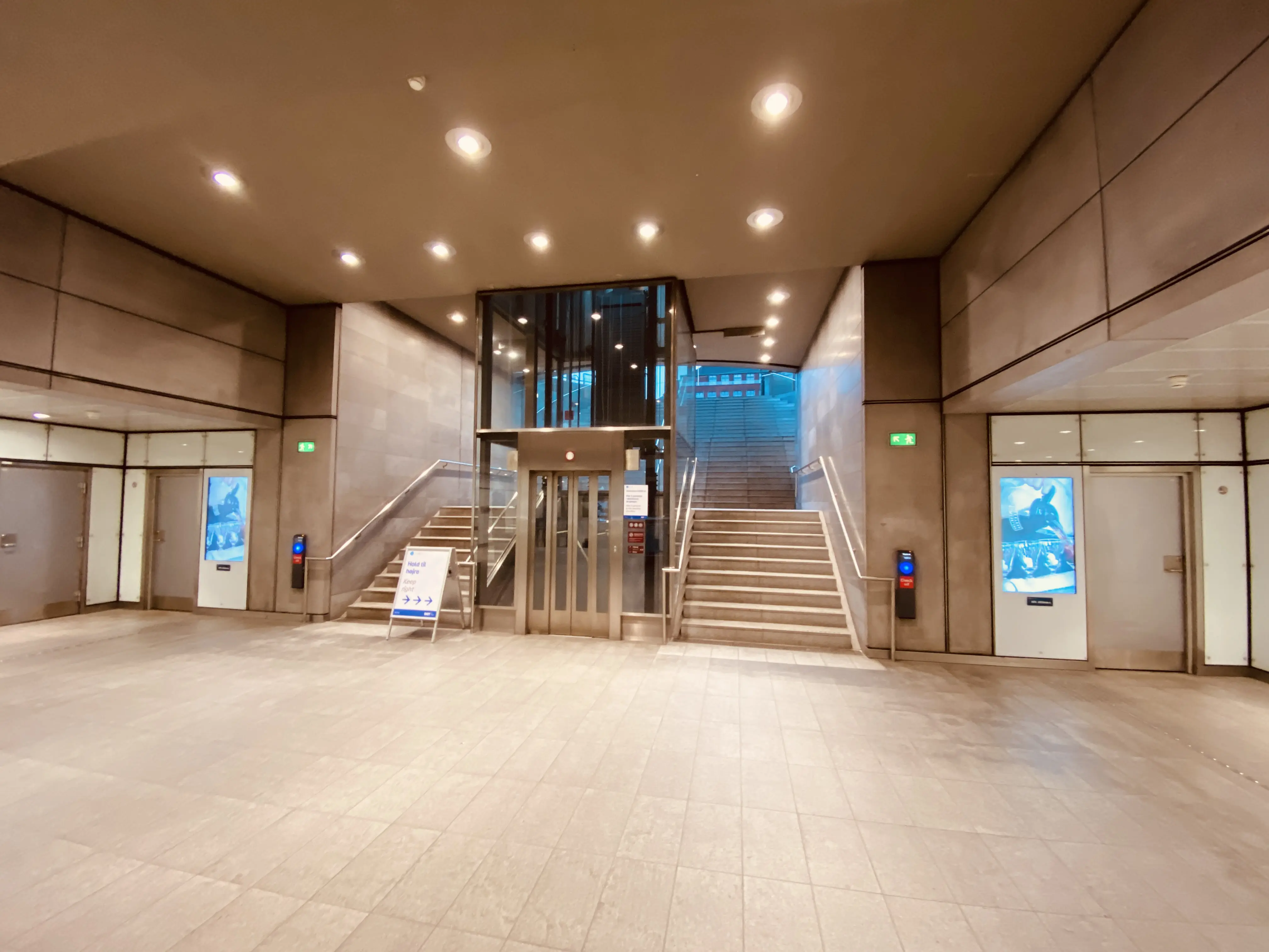 Billede af Forum Metrostation. Billede af Forum Metrostation.