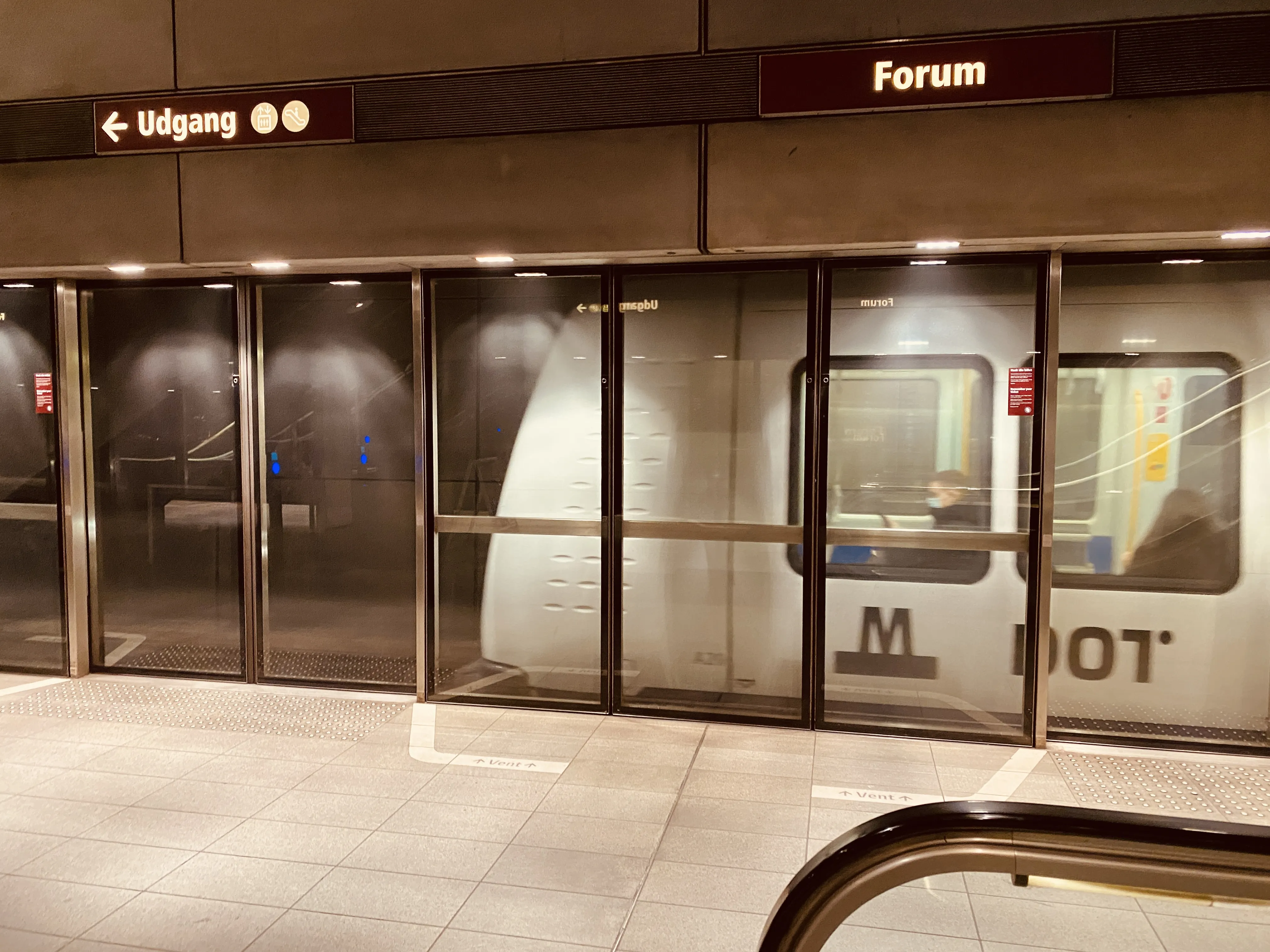 Billede af Forum Metrostation. Billede af Forum Metrostation.
