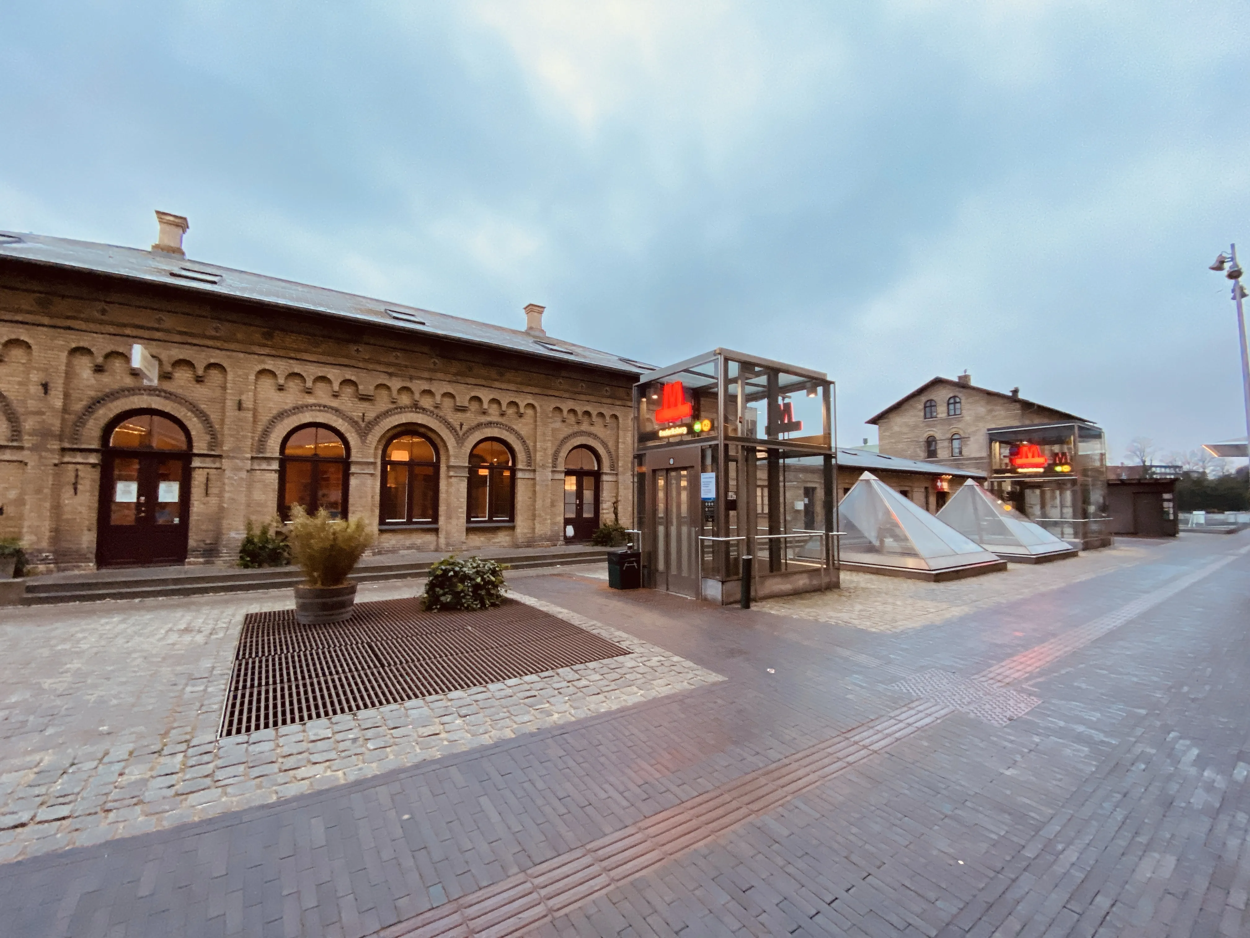 Billede af Frederiksberg Metrostation. Billede af Frederiksberg Metrostation.