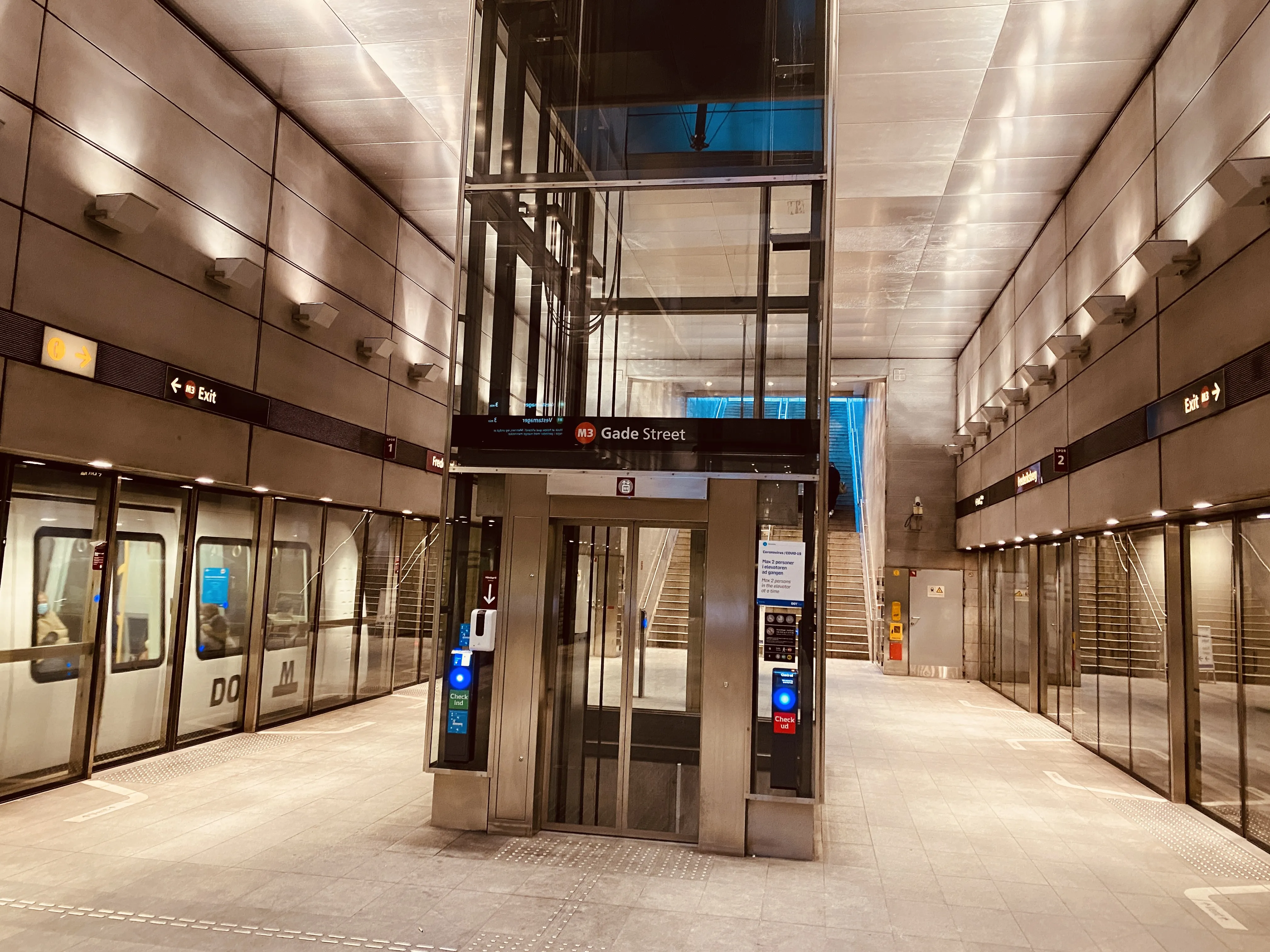 Billede af Frederiksberg Metrostation. Billede af Frederiksberg Metrostation.