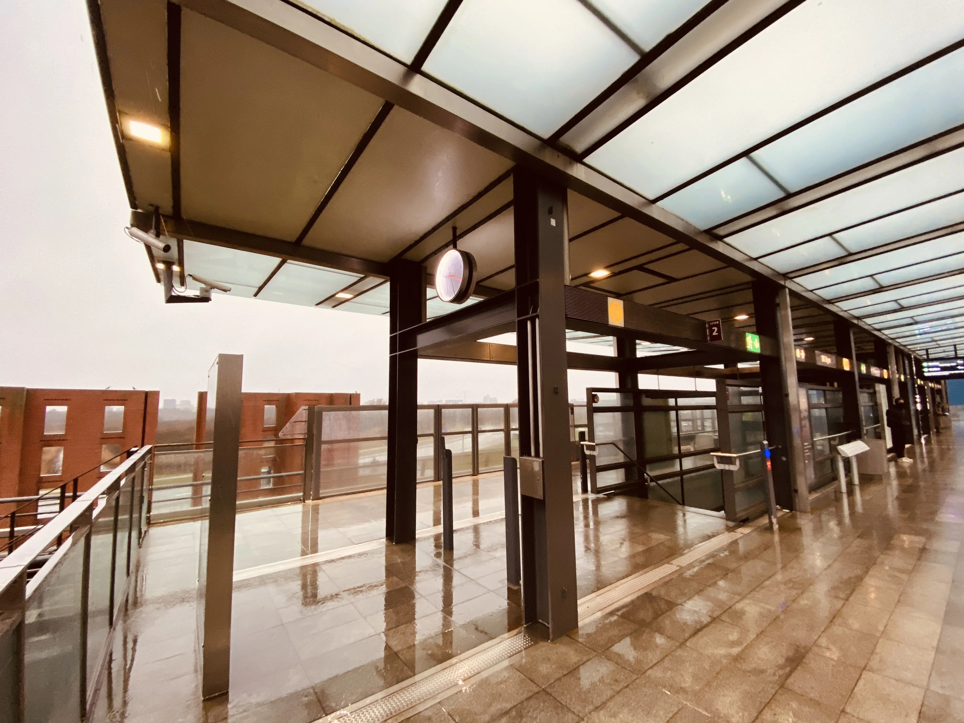 Billede af DR Byen Metrostation. Billede af DR Byen Metrostation.