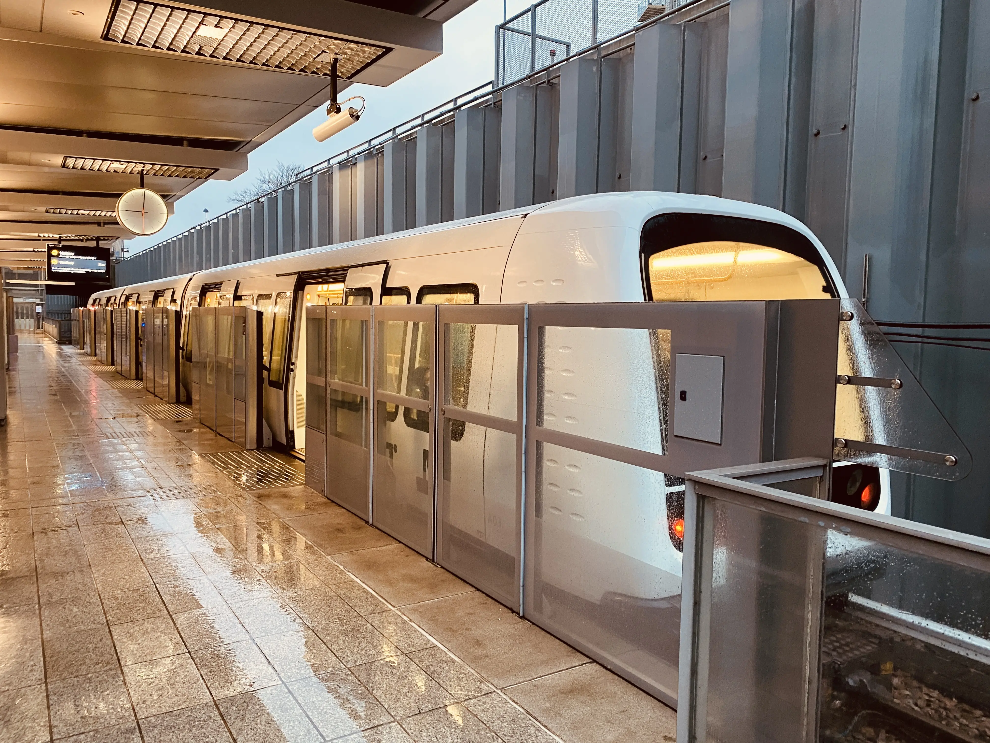 Billede af Øresund Metrostation. Billede af Øresund Metrostation.