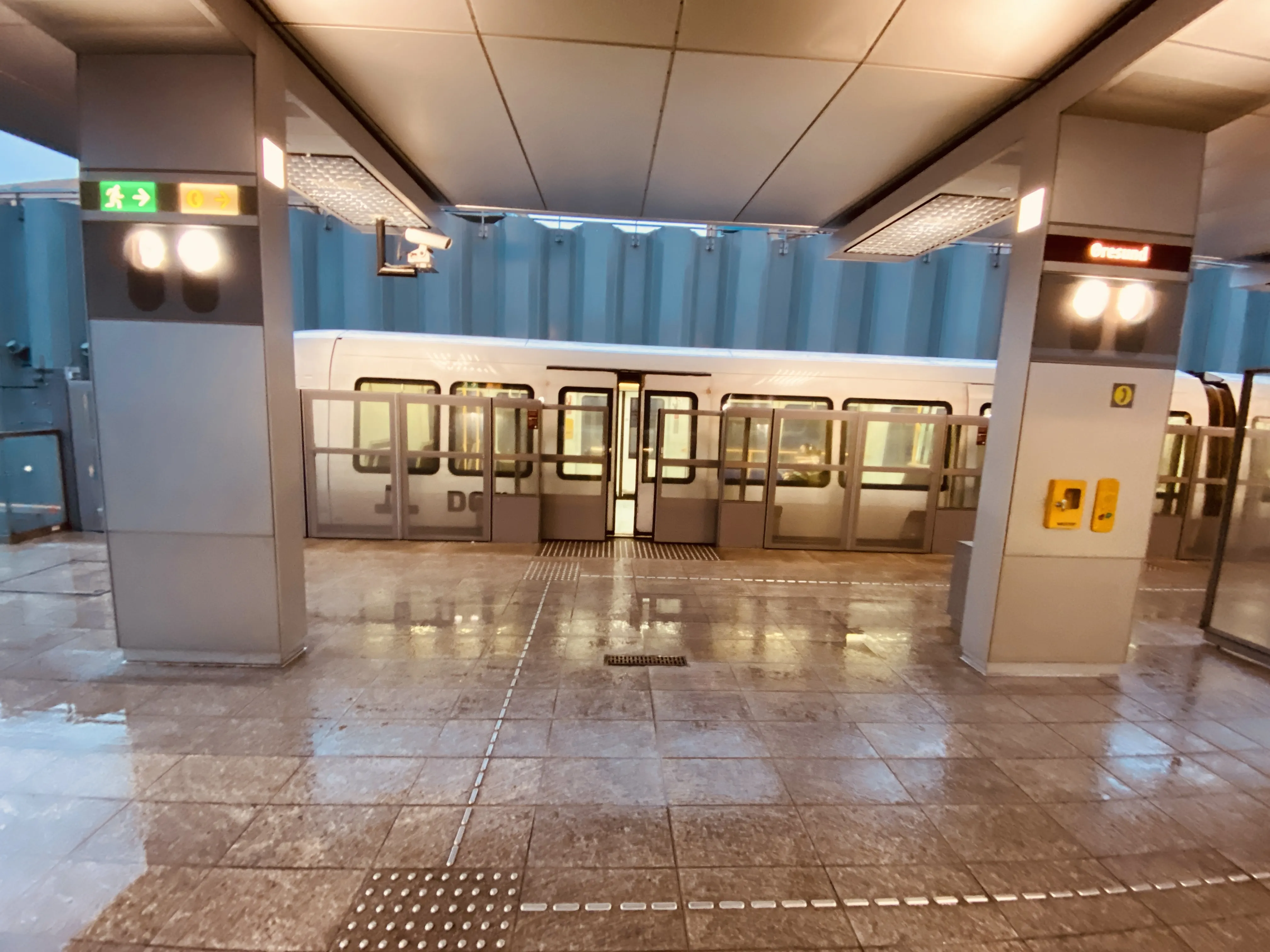 Billede af Øresund Metrostation. Billede af Øresund Metrostation.