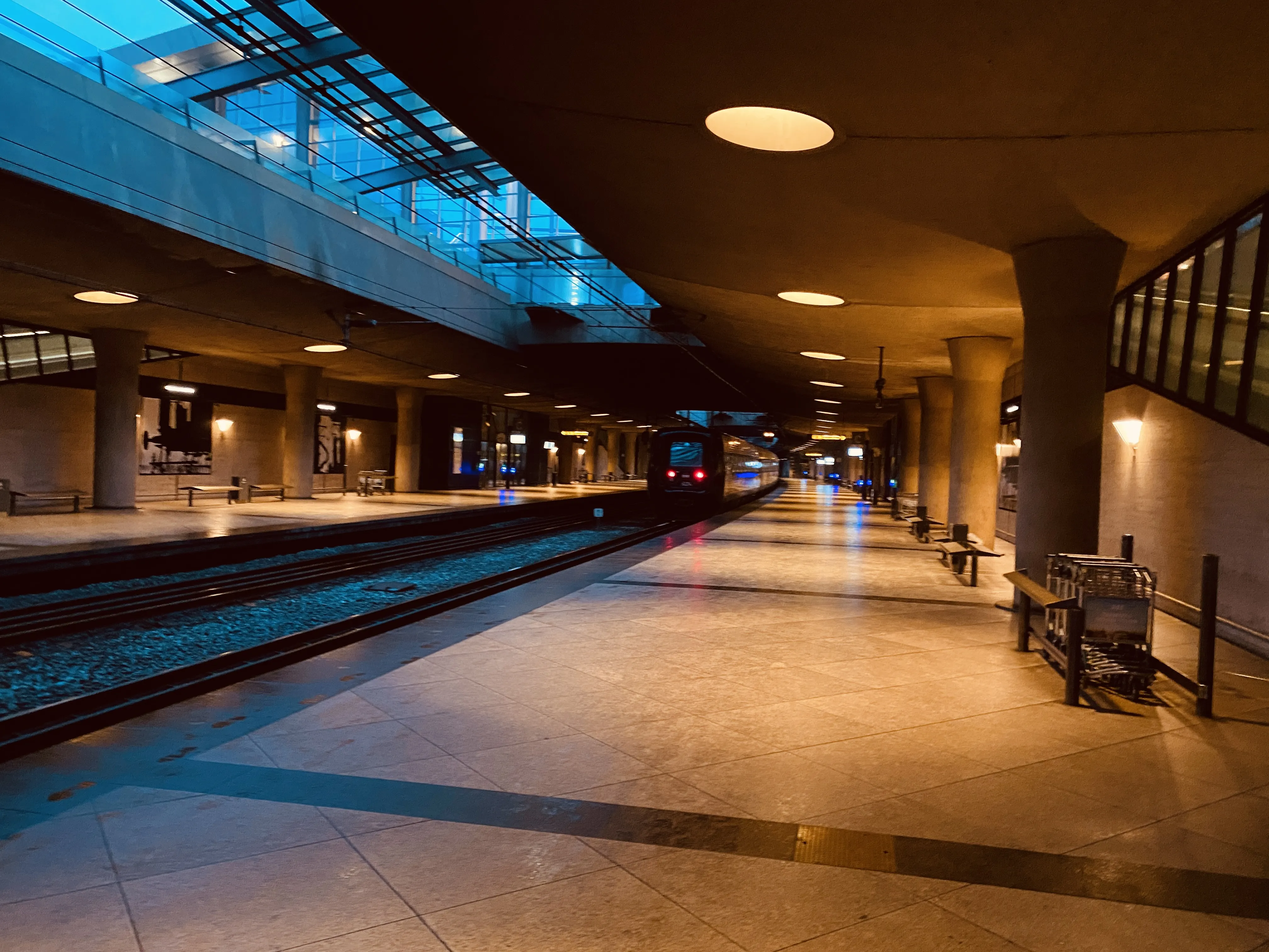 Billede af CPH Lufthavn Station. Billede af CPH Lufthavn Station.