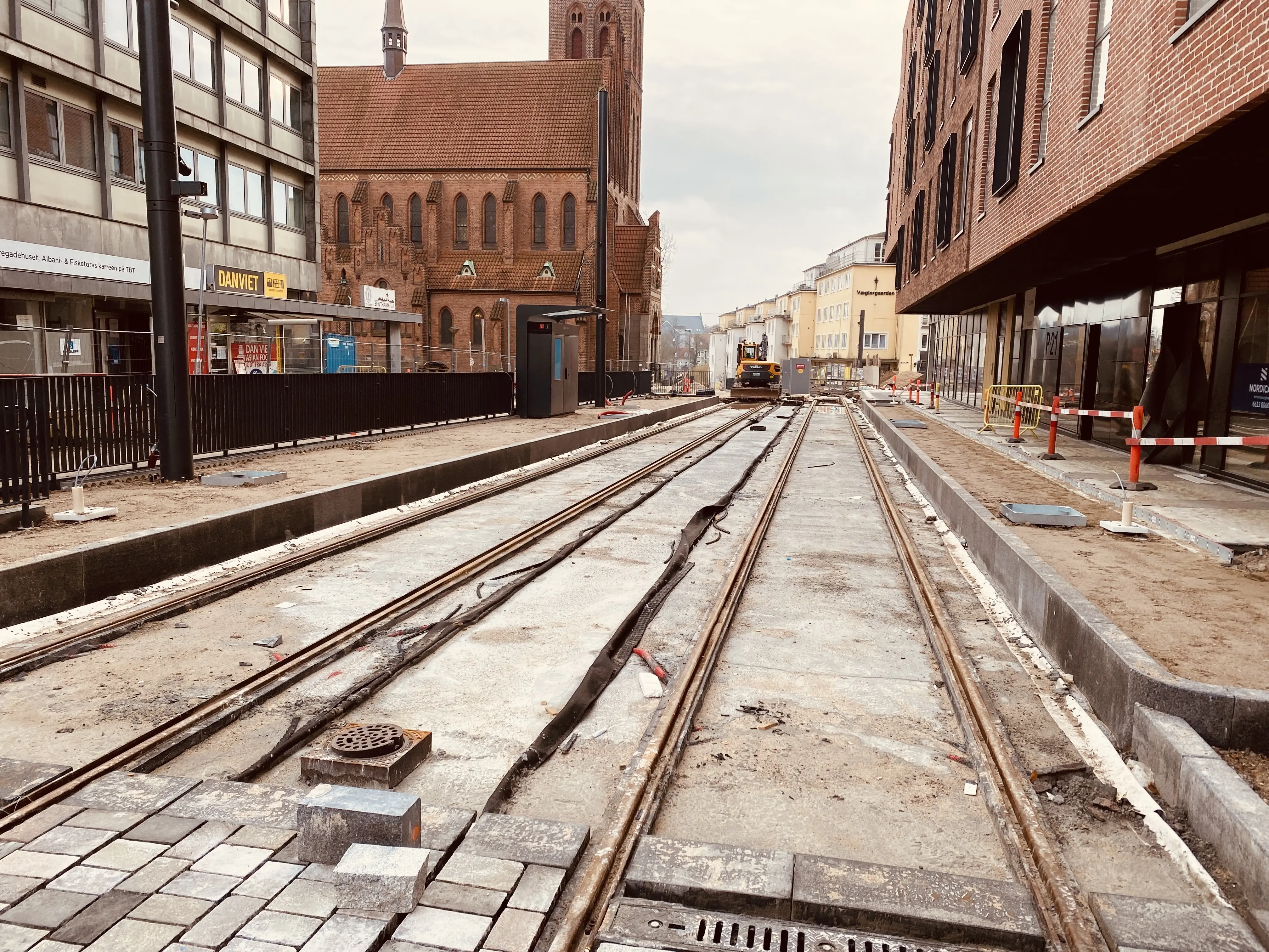 Billede af Albani Torv Letbanestation. Billede af Albani Torv Letbanestation.