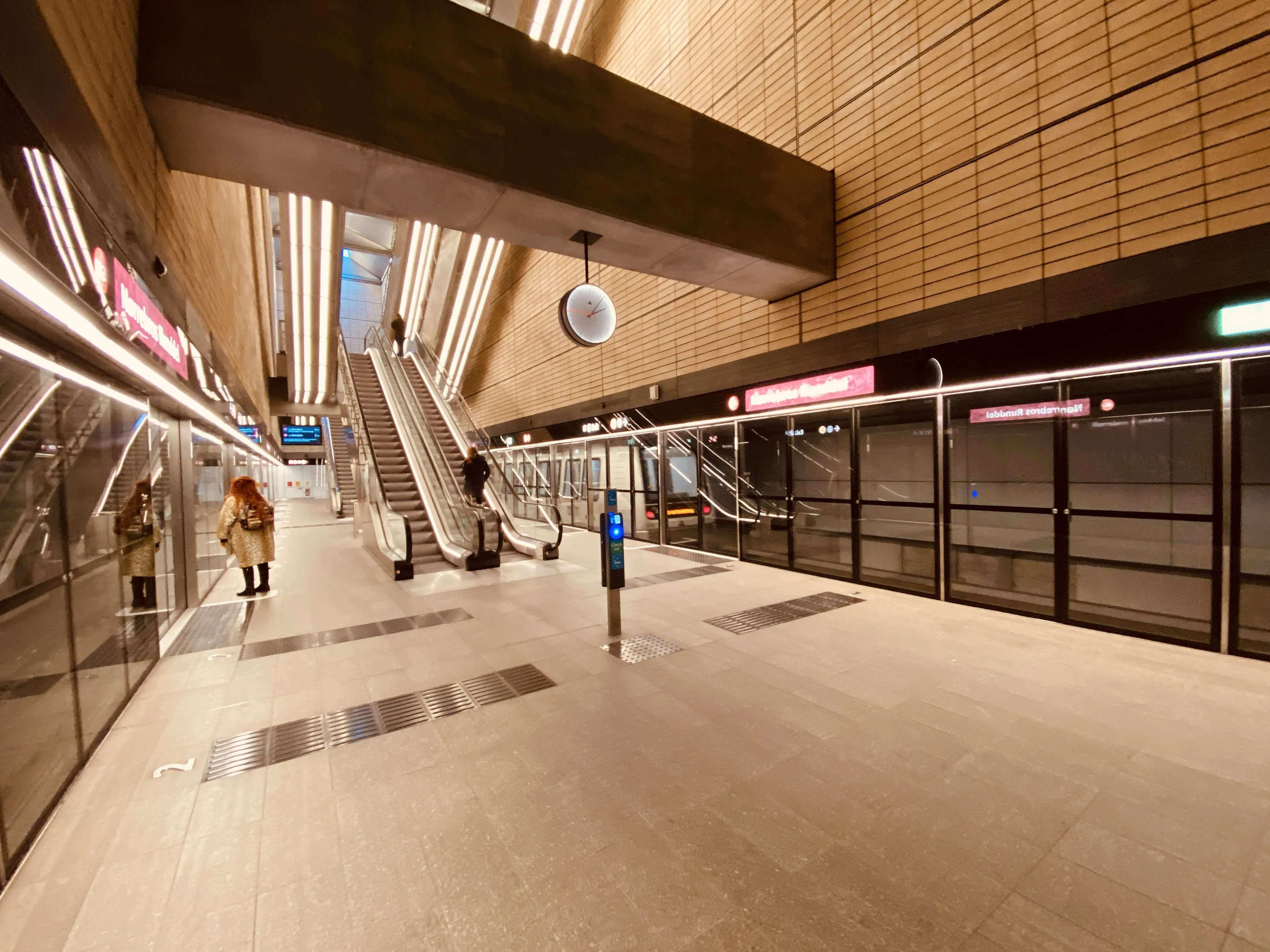 Billede af Nørrebros Runddel Metrostation. Billede af Nørrebros Runddel Metrostation.