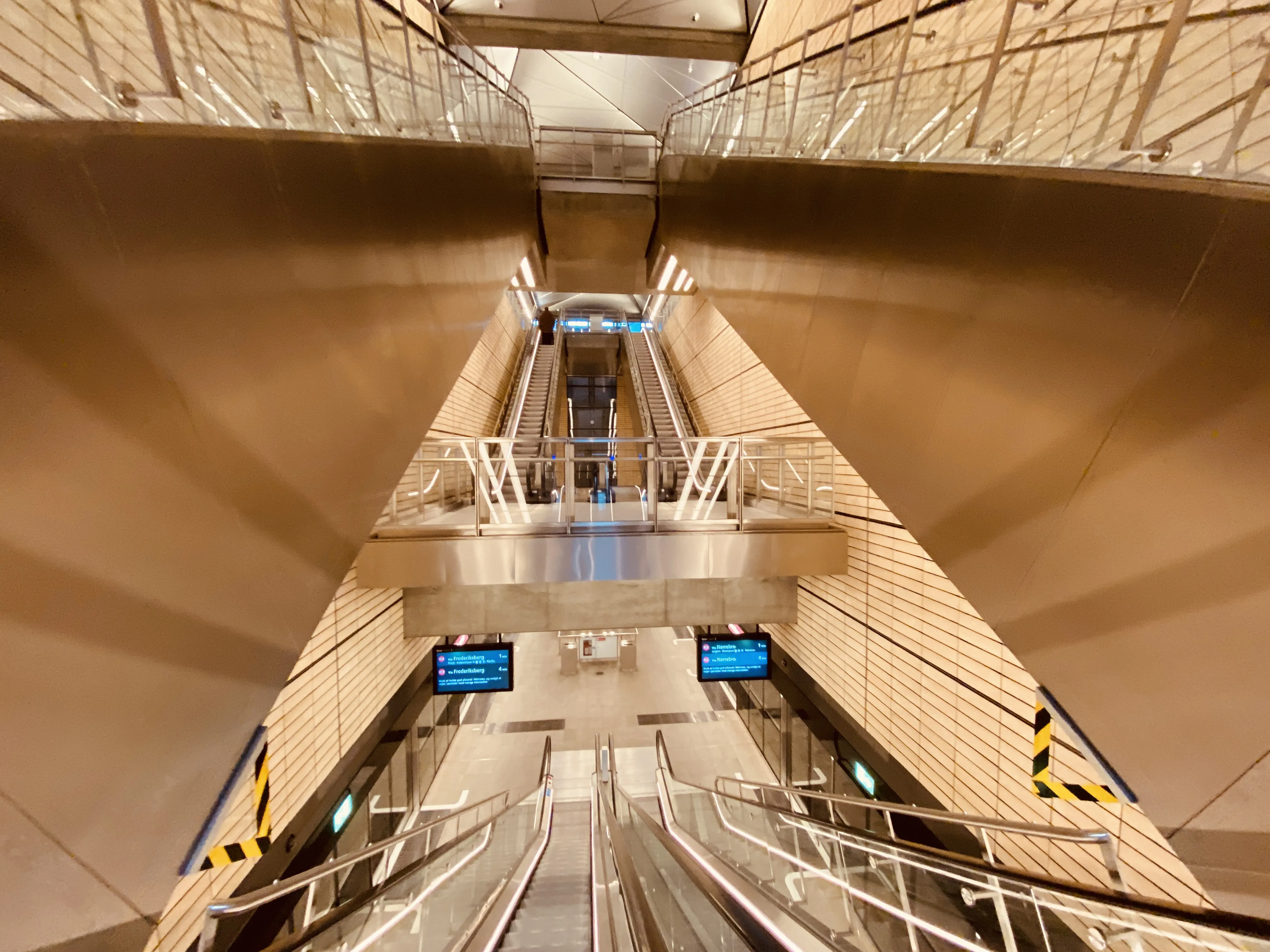 Billede af Nørrebros Runddel Metrostation. Billede af Nørrebros Runddel Metrostation.