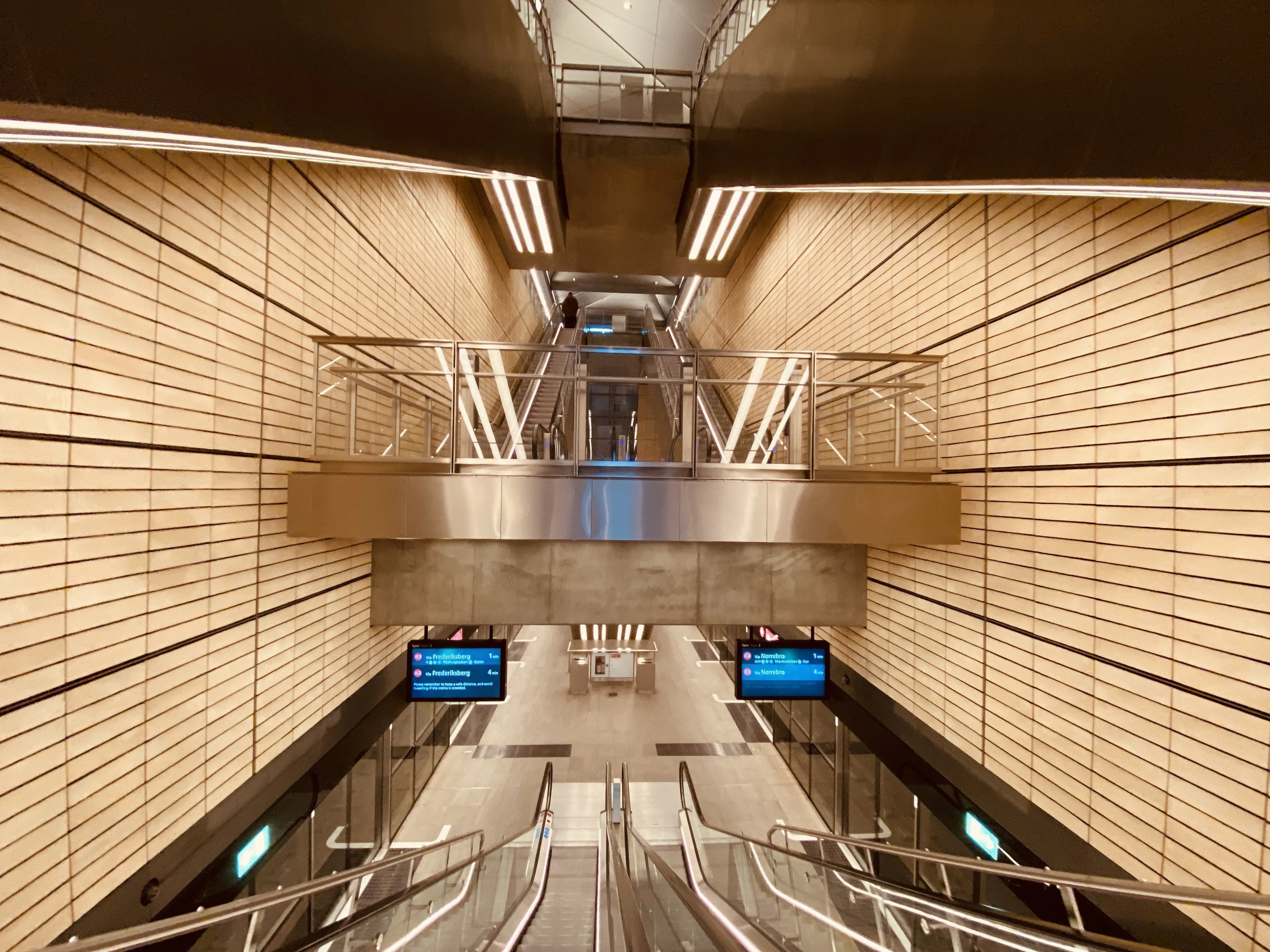 Billede af Nørrebros Runddel Metrostation. Billede af Nørrebros Runddel Metrostation.