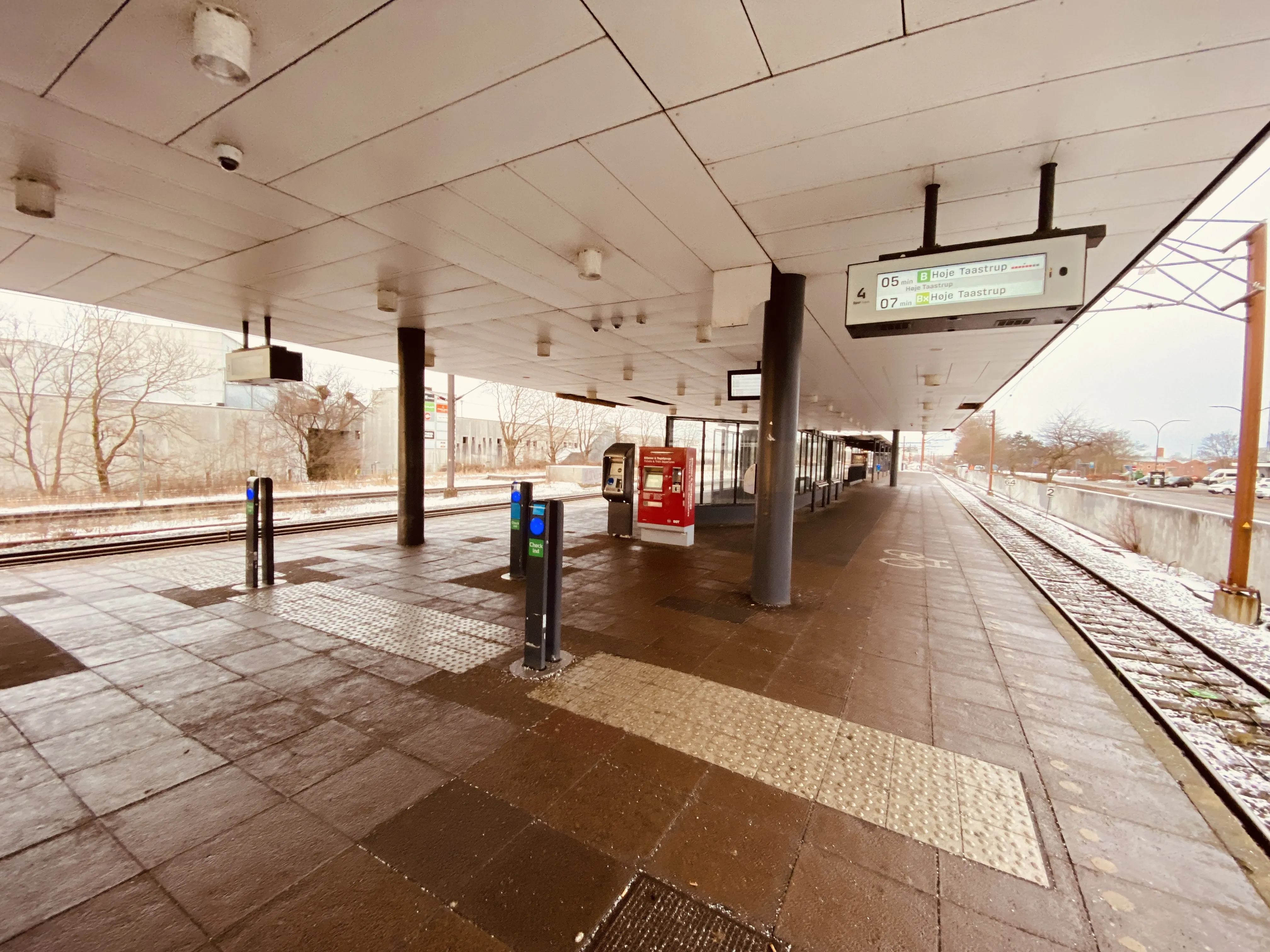 Billede af Taastrup S-togstrinbræt. Billede af Taastrup S-togstrinbræt.