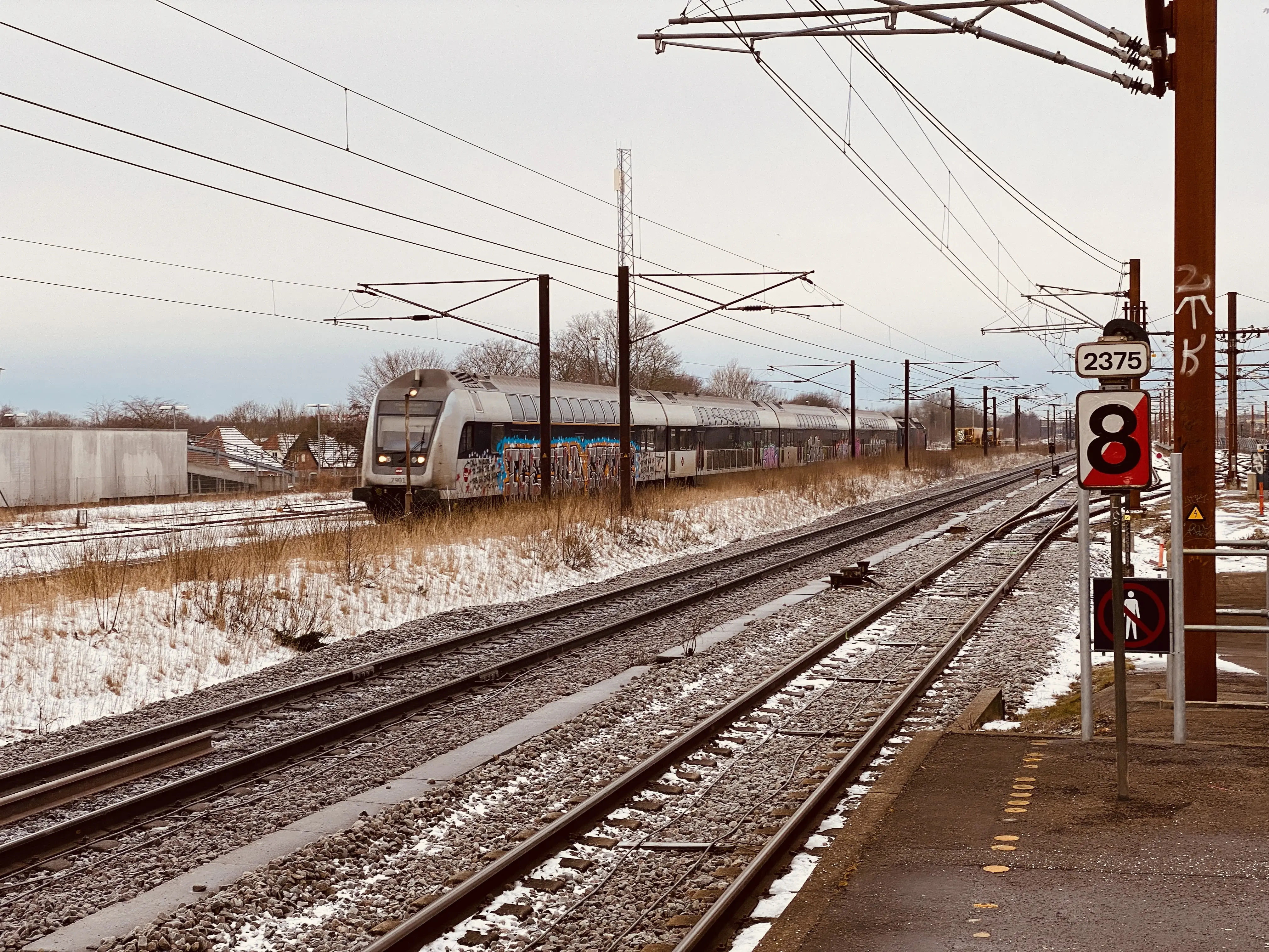 Billede af Taastrup S-togstrinbræt. Billede af Taastrup S-togstrinbræt.