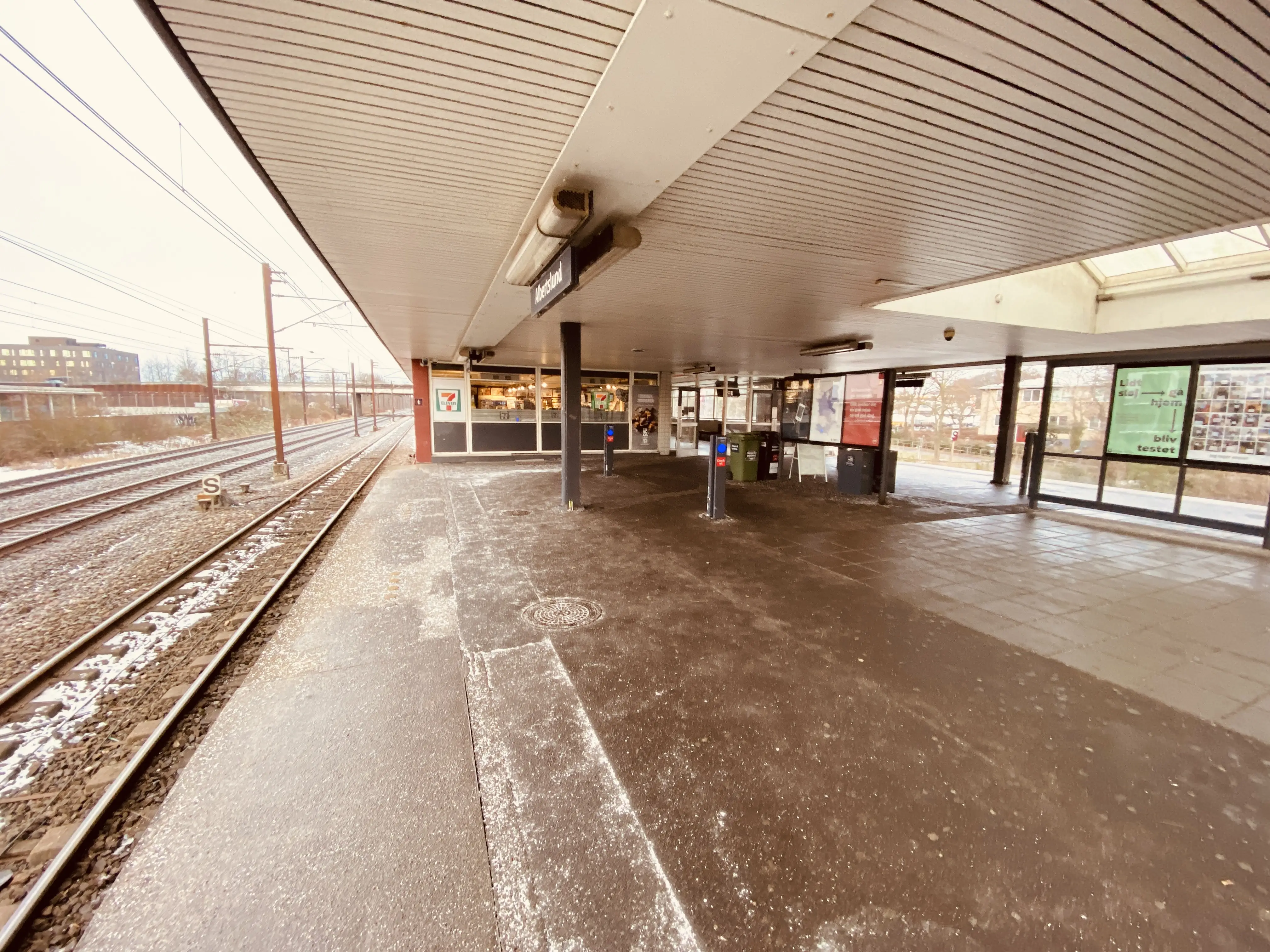 Billede af Albertslund S-togstrinbræt.