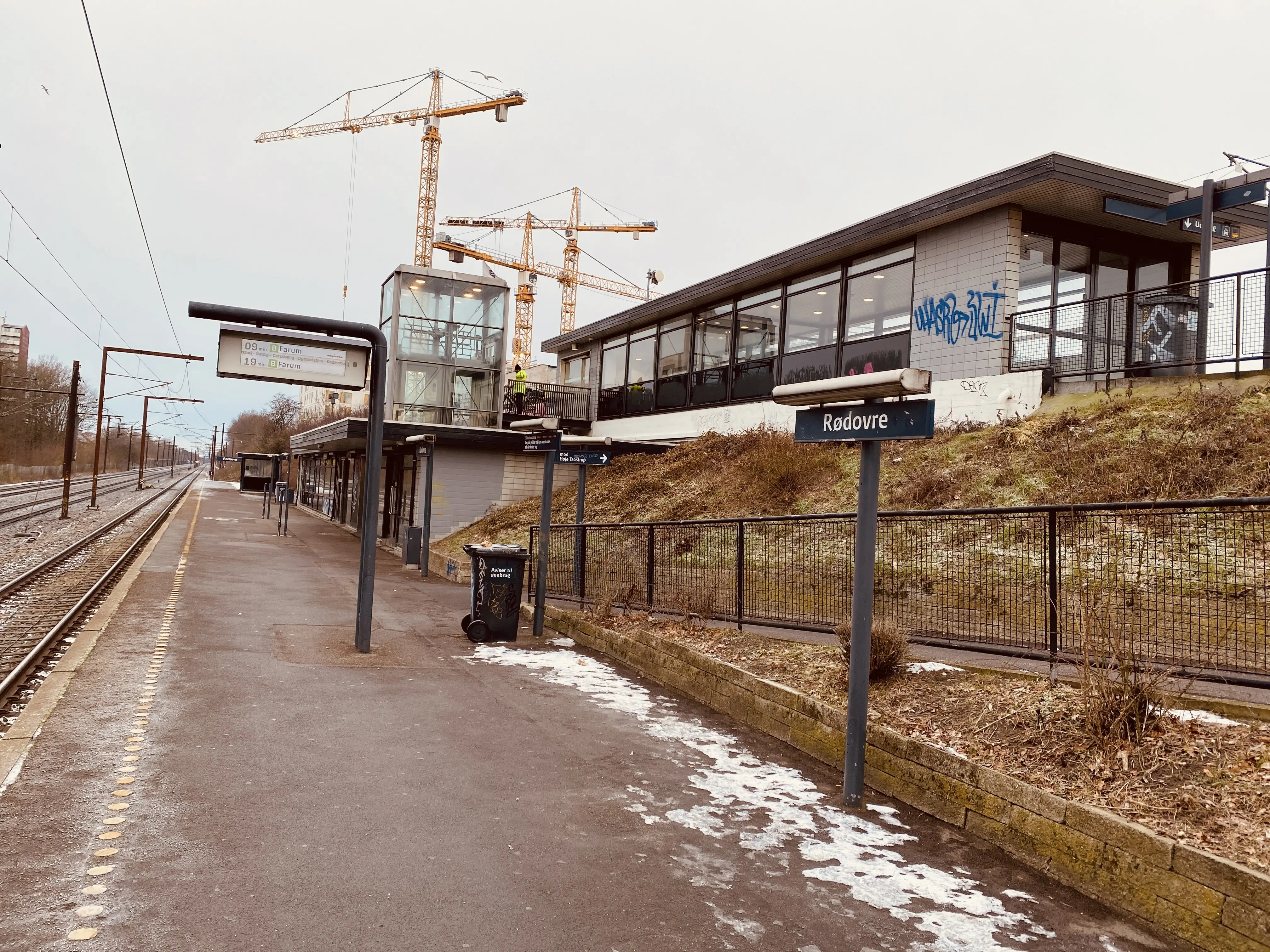 Billede af Rødovre S-togstrinbræt.