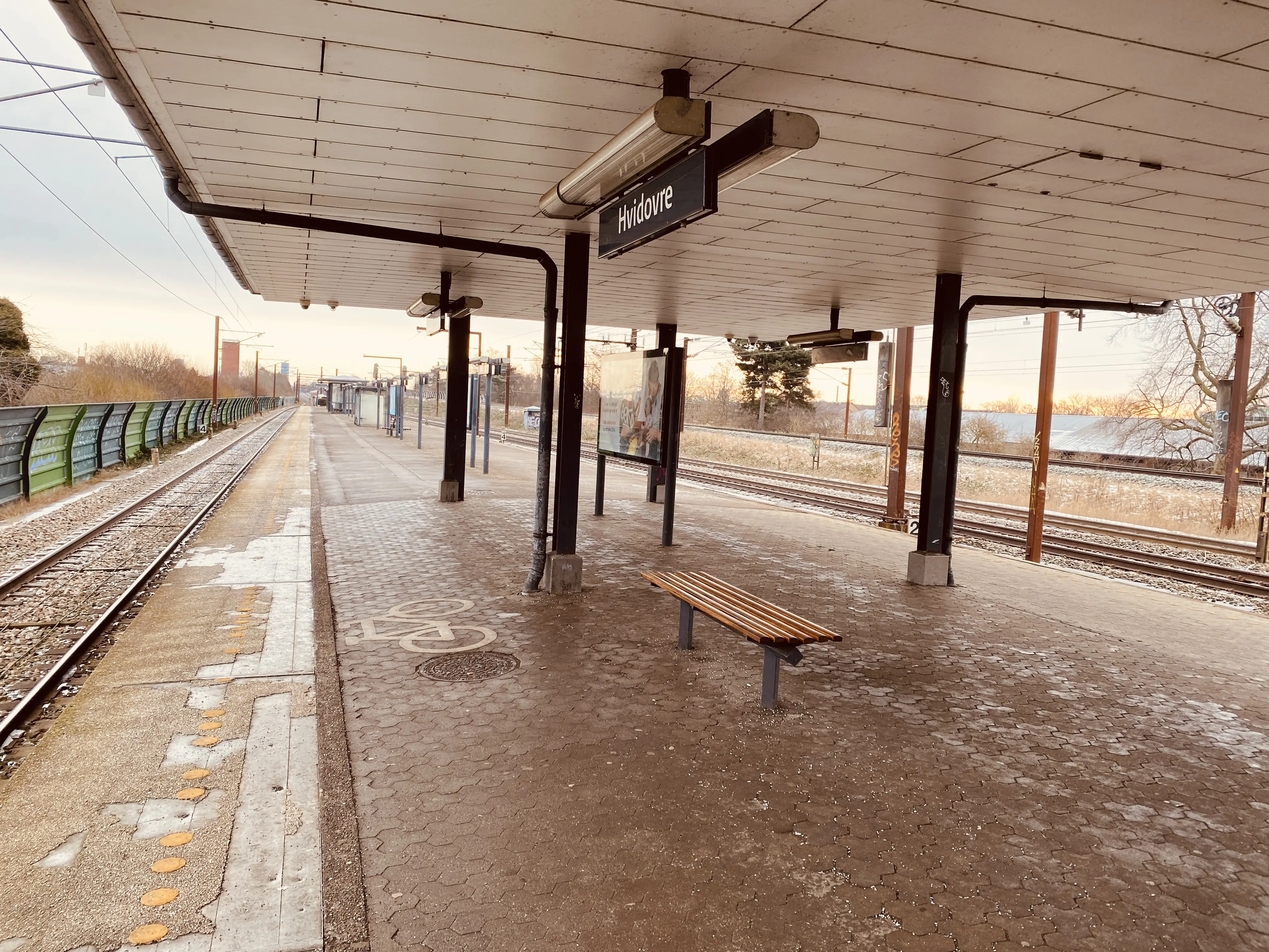 Billede af Hvidovre Nær S-togstrinbræt.