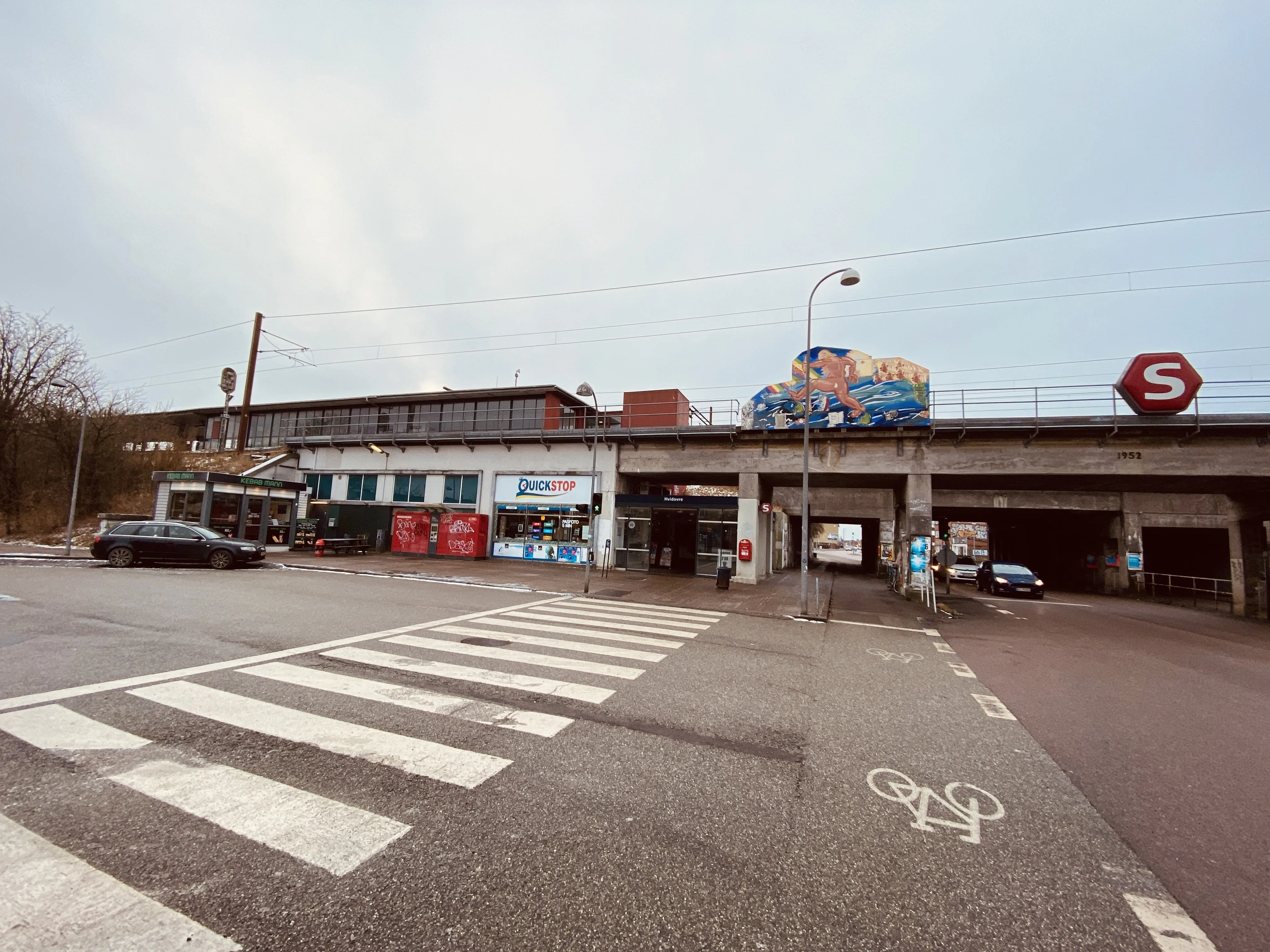 Billede af Hvidovre Nær S-togstrinbræt.