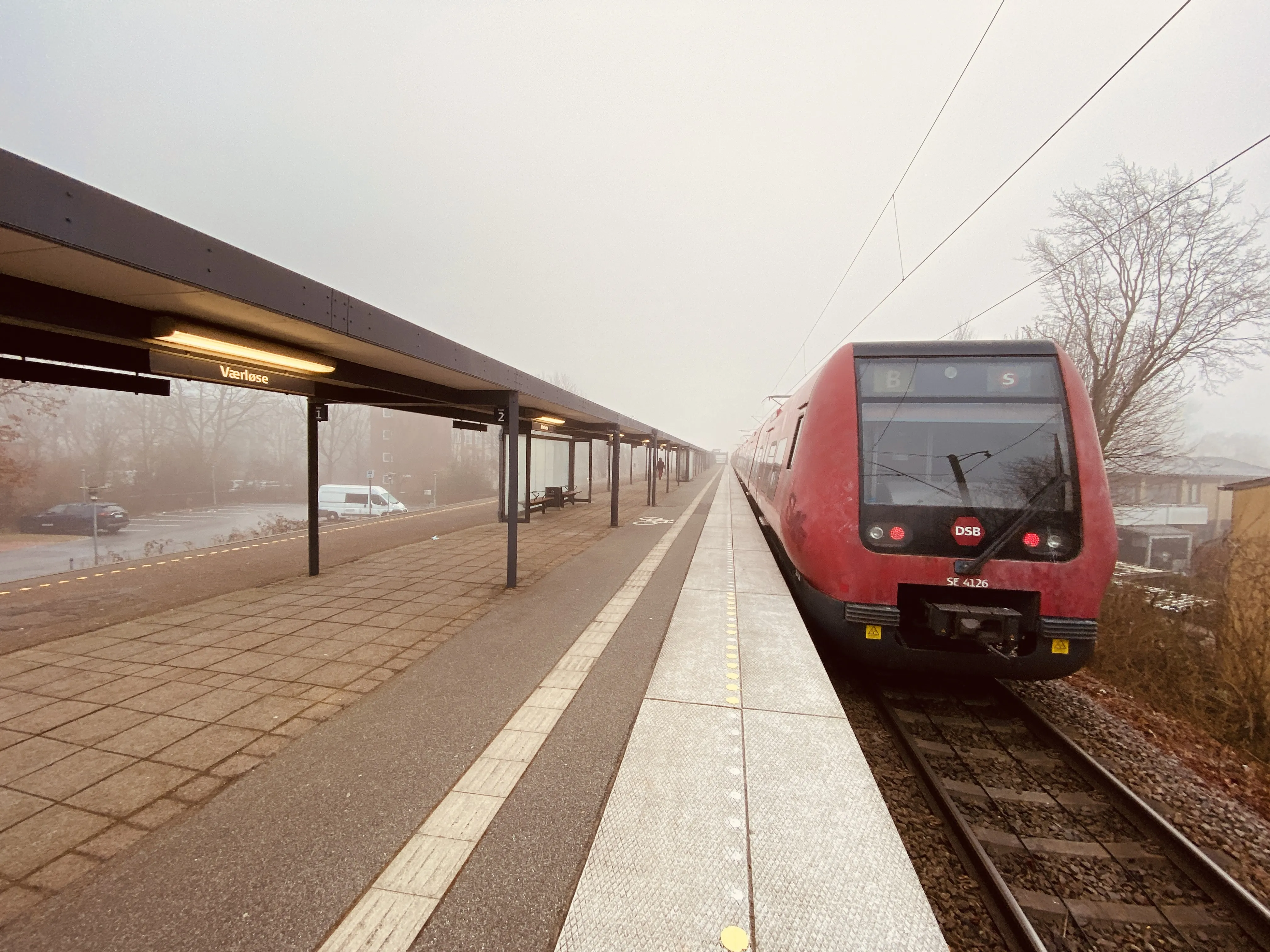 Billede af Værløse S-togstrinbræt.