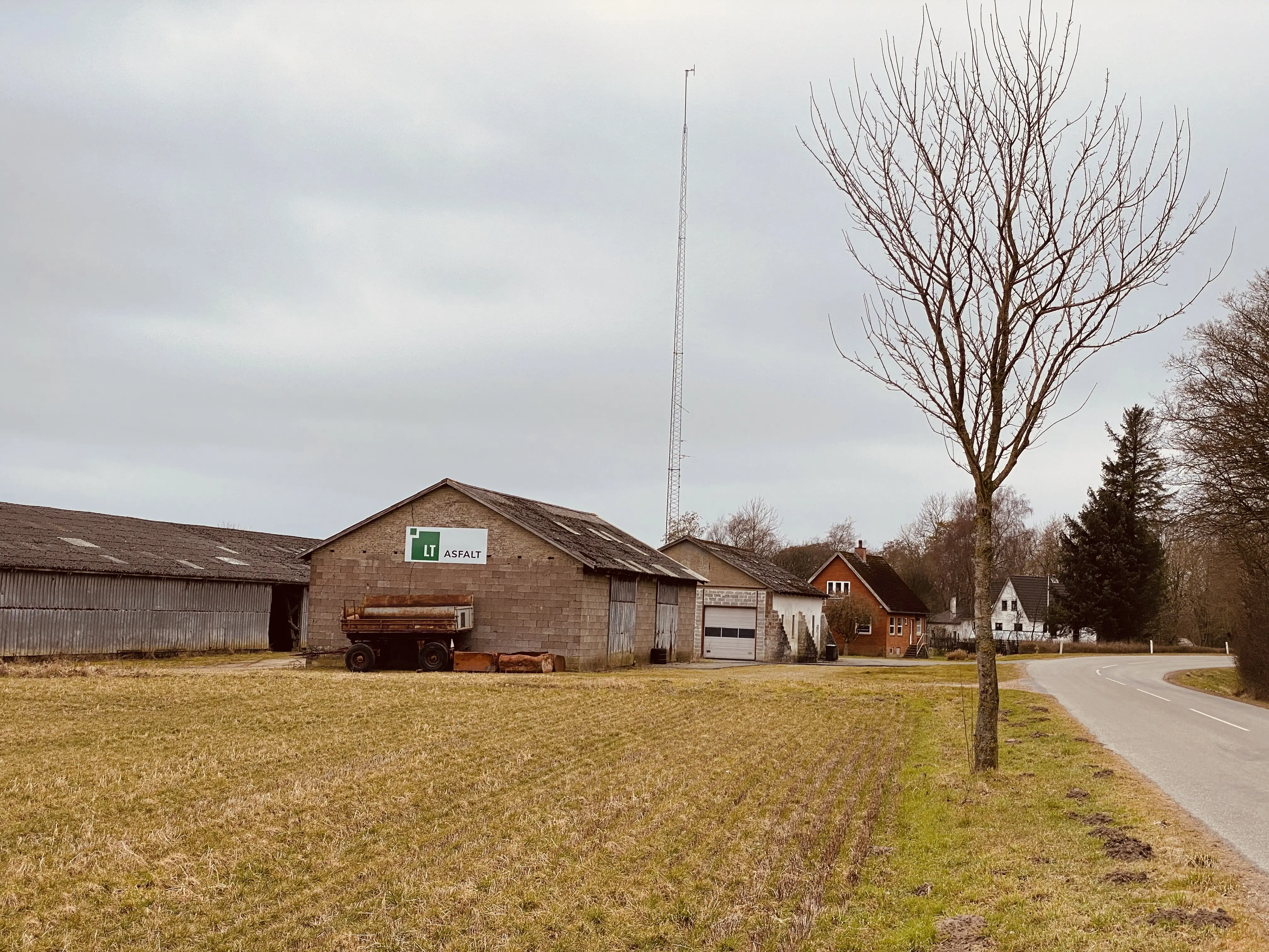 Billede af Branderup Mølle Holdeplads med sidespor - Holdeplads med sidespor er nedrevet, men Branderup Mølle Holdeplads med sidespor har ligget her. Billede af Branderup Mølle Holdeplads med sidespor - Holdeplads med sidespor er nedrevet, men Branderup Mølle Holdeplads med sidespor har ligget her.