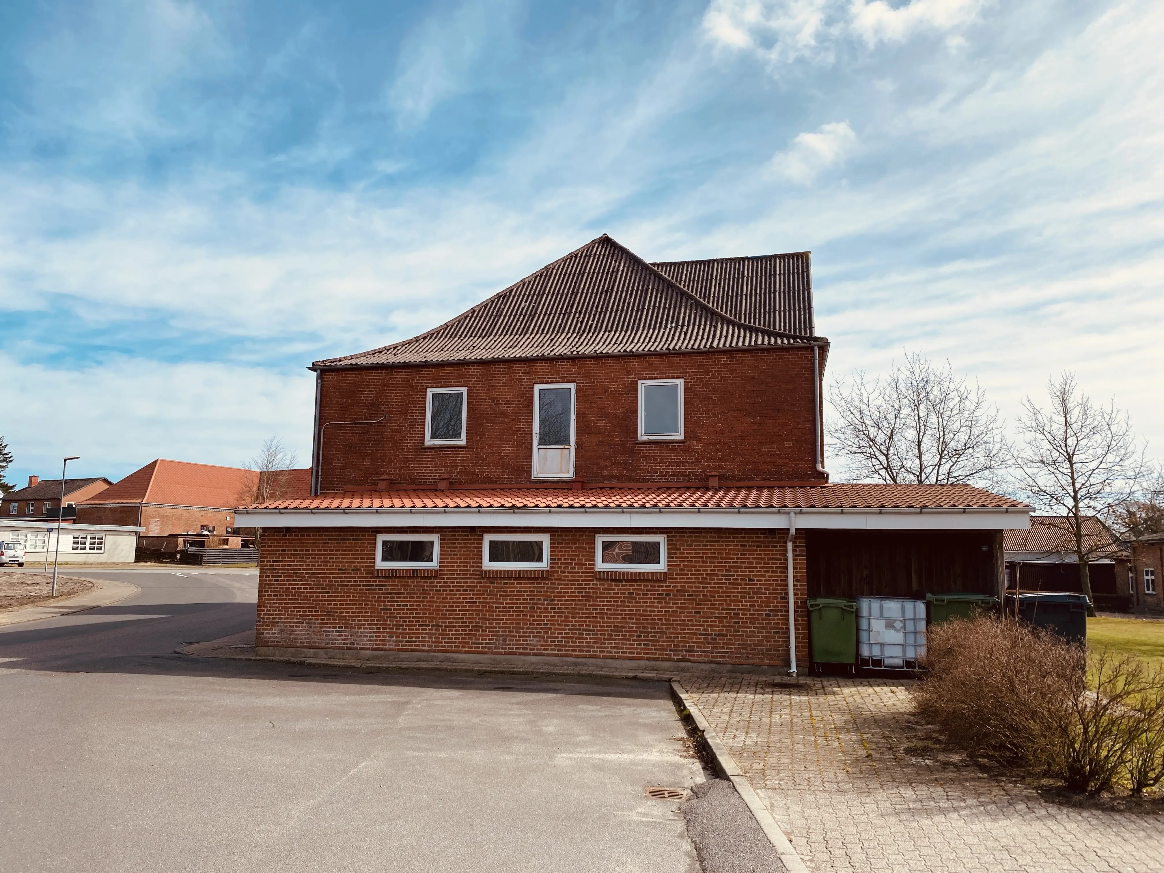 Billede af Arnum Station. Billede af Arnum Station.