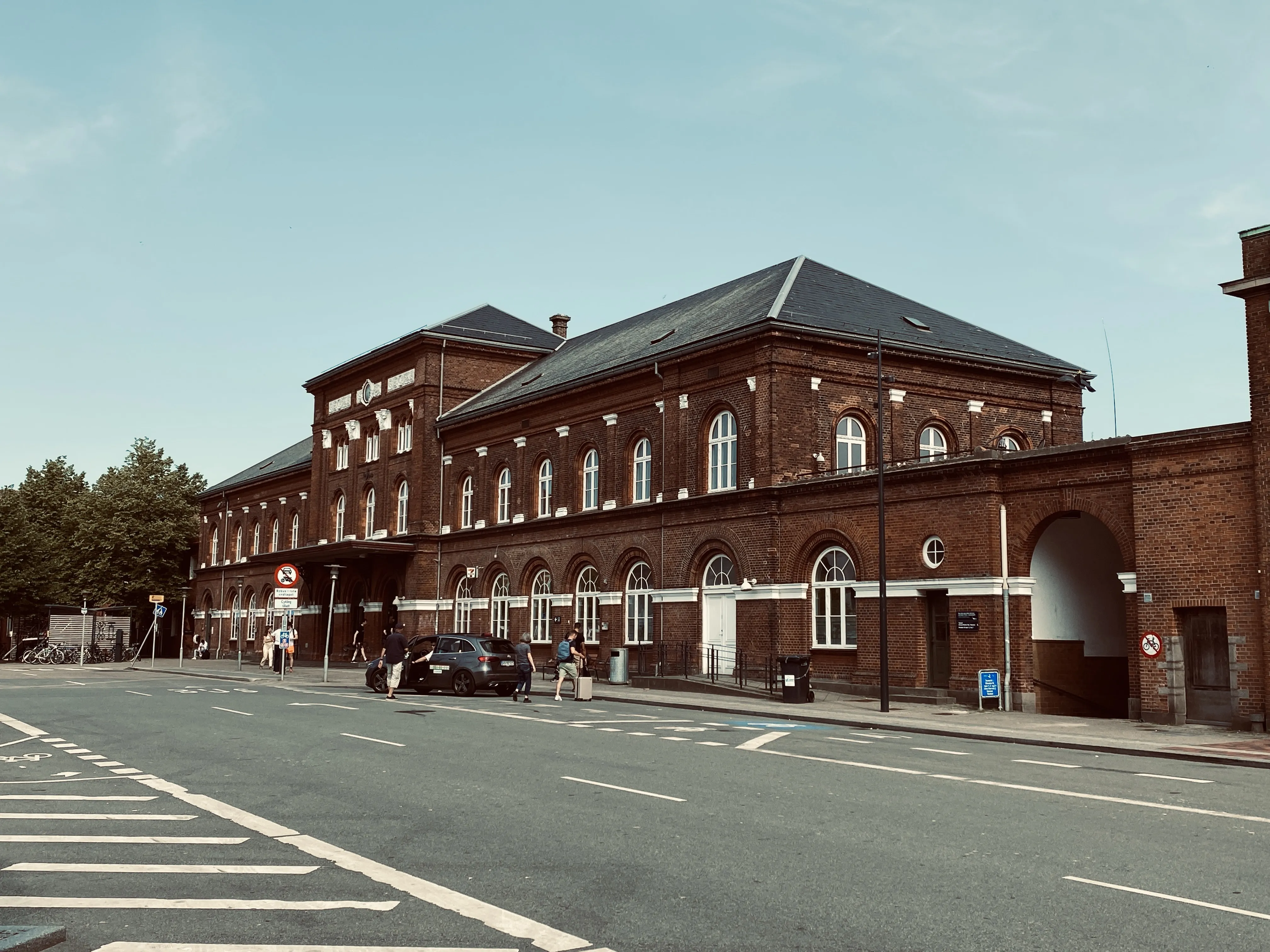 Billede af Kolding Banegård. Billede af Kolding Banegård.