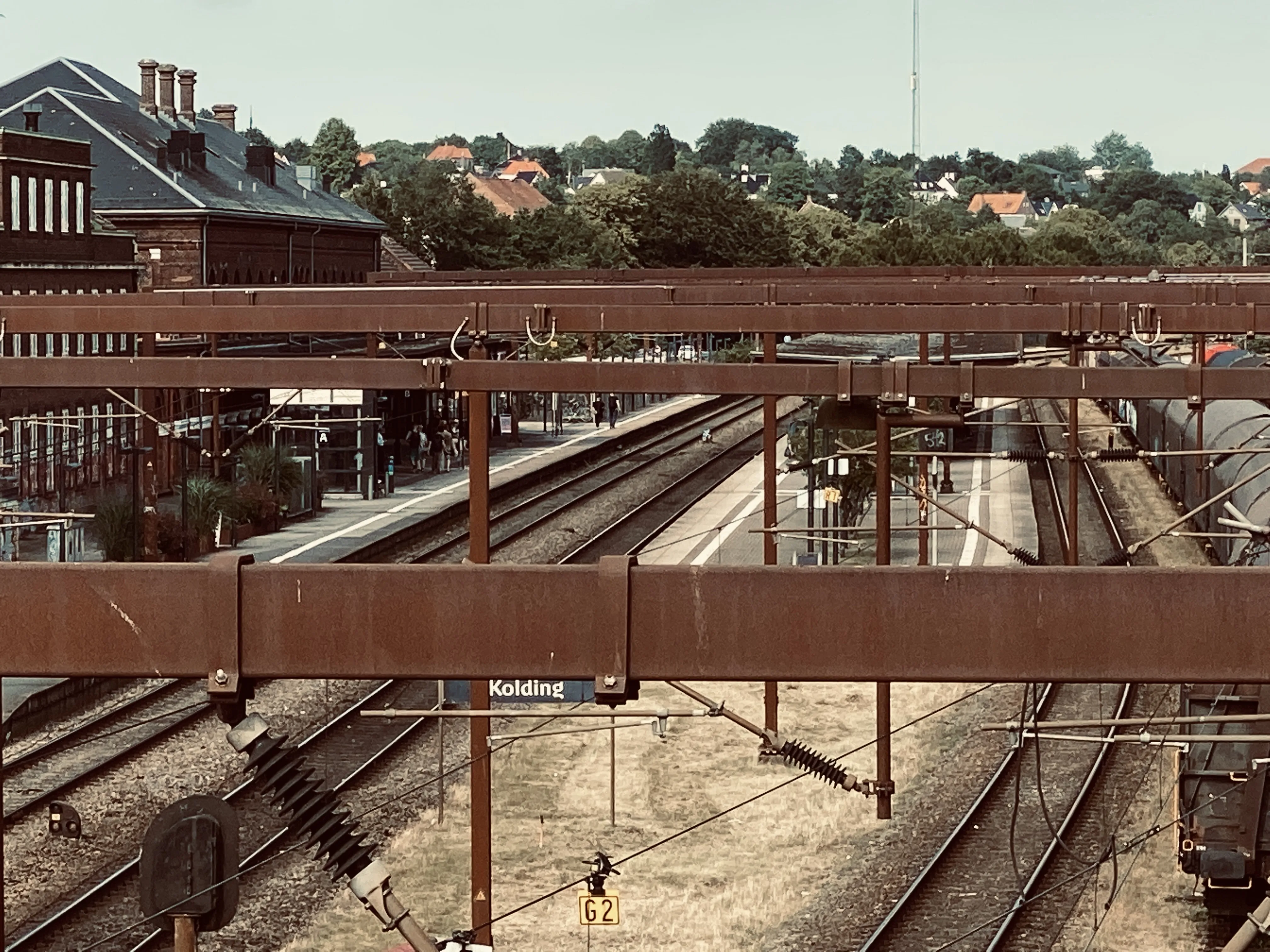 Billede af Kolding Banegårds ind og udkørsel. Billede af Kolding Banegårds ind og udkørsel.