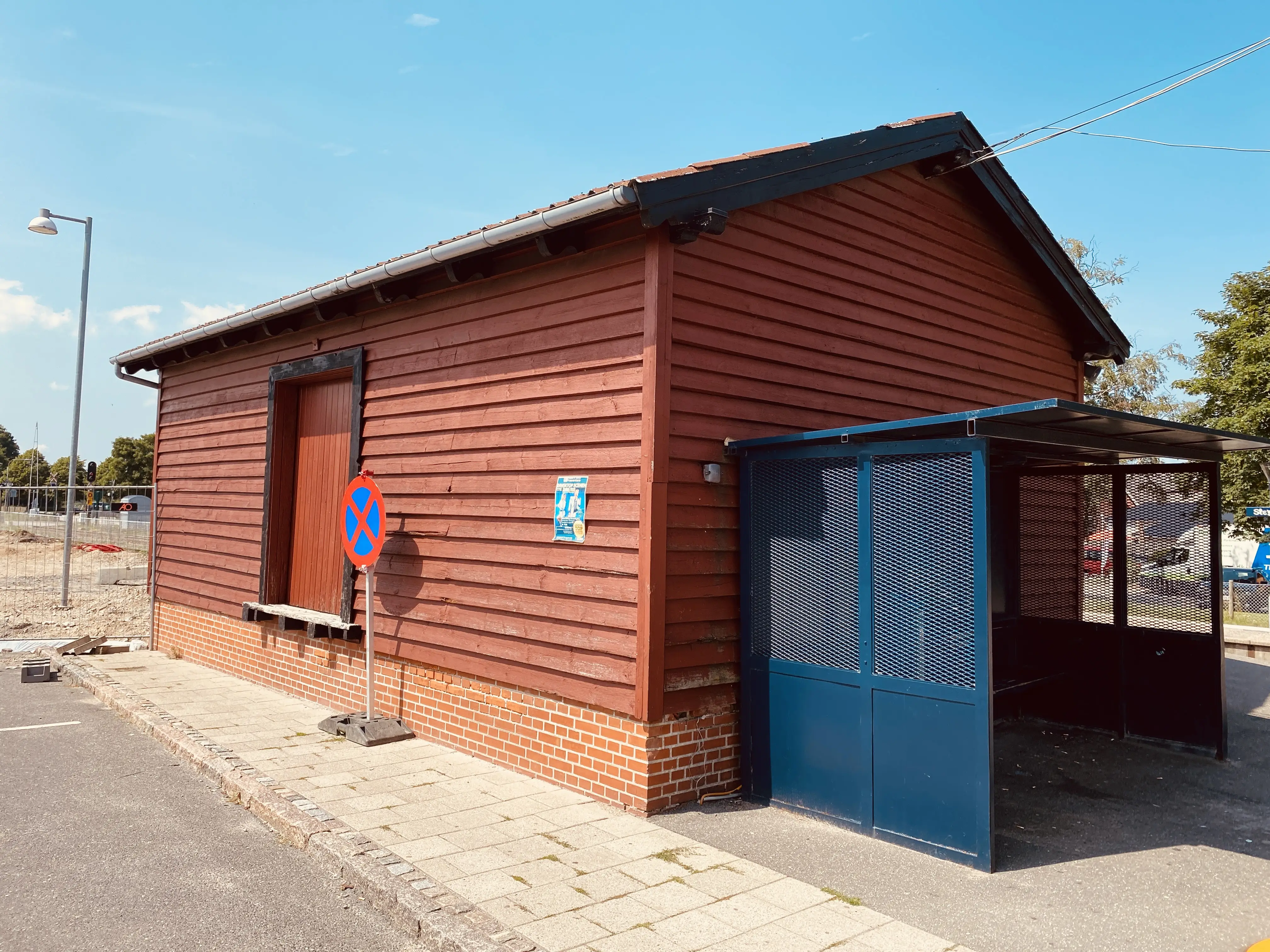 Billede af Stenlille Stations varehus.