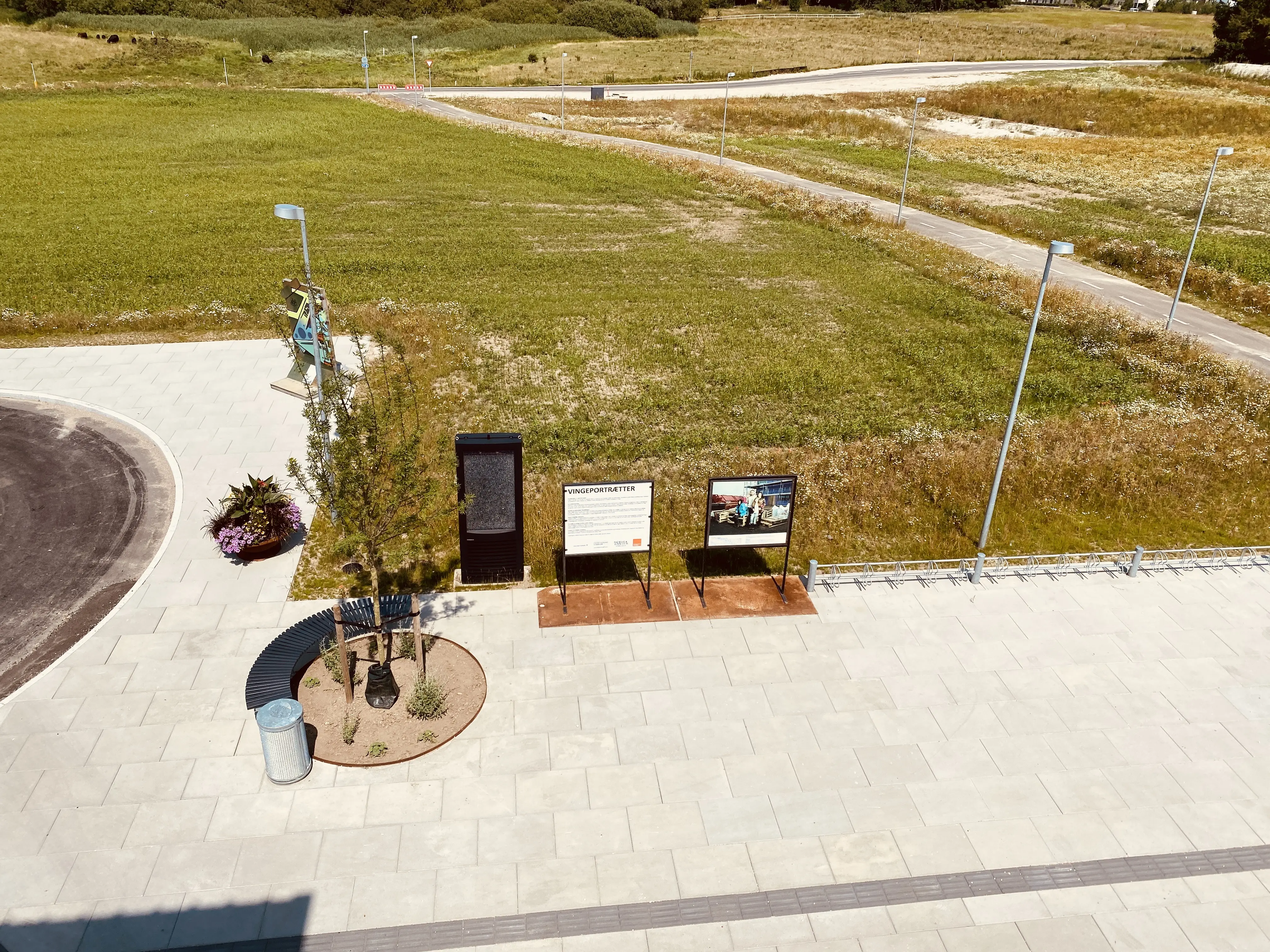 Billede af Vinge S-togstrinbræt. Billede af Vinge S-togstrinbræt.