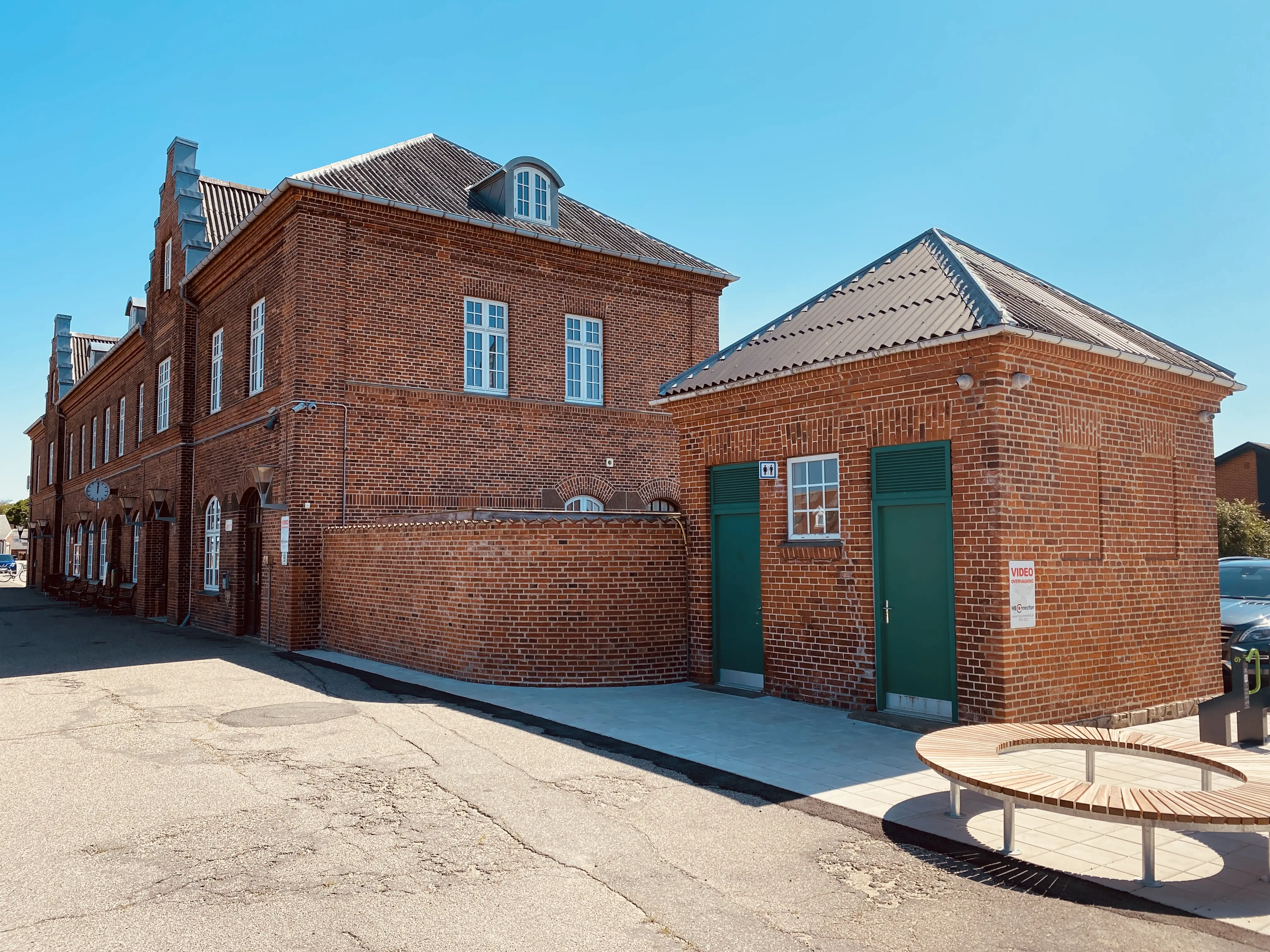 Billede af Lemvig Stations retirade. Billede af Lemvig Stations retirade.