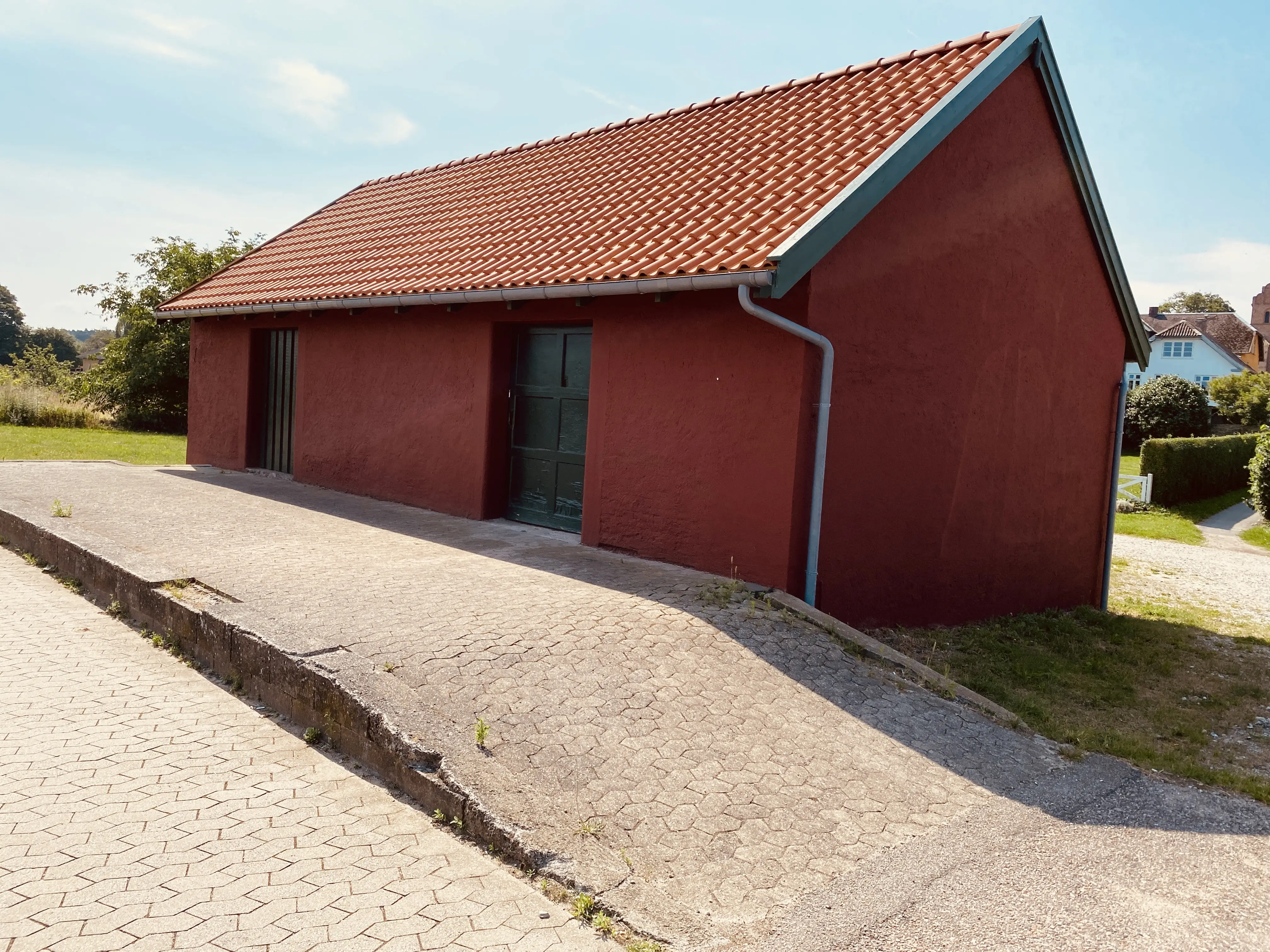 Billede af Ølsted Stations varehus.