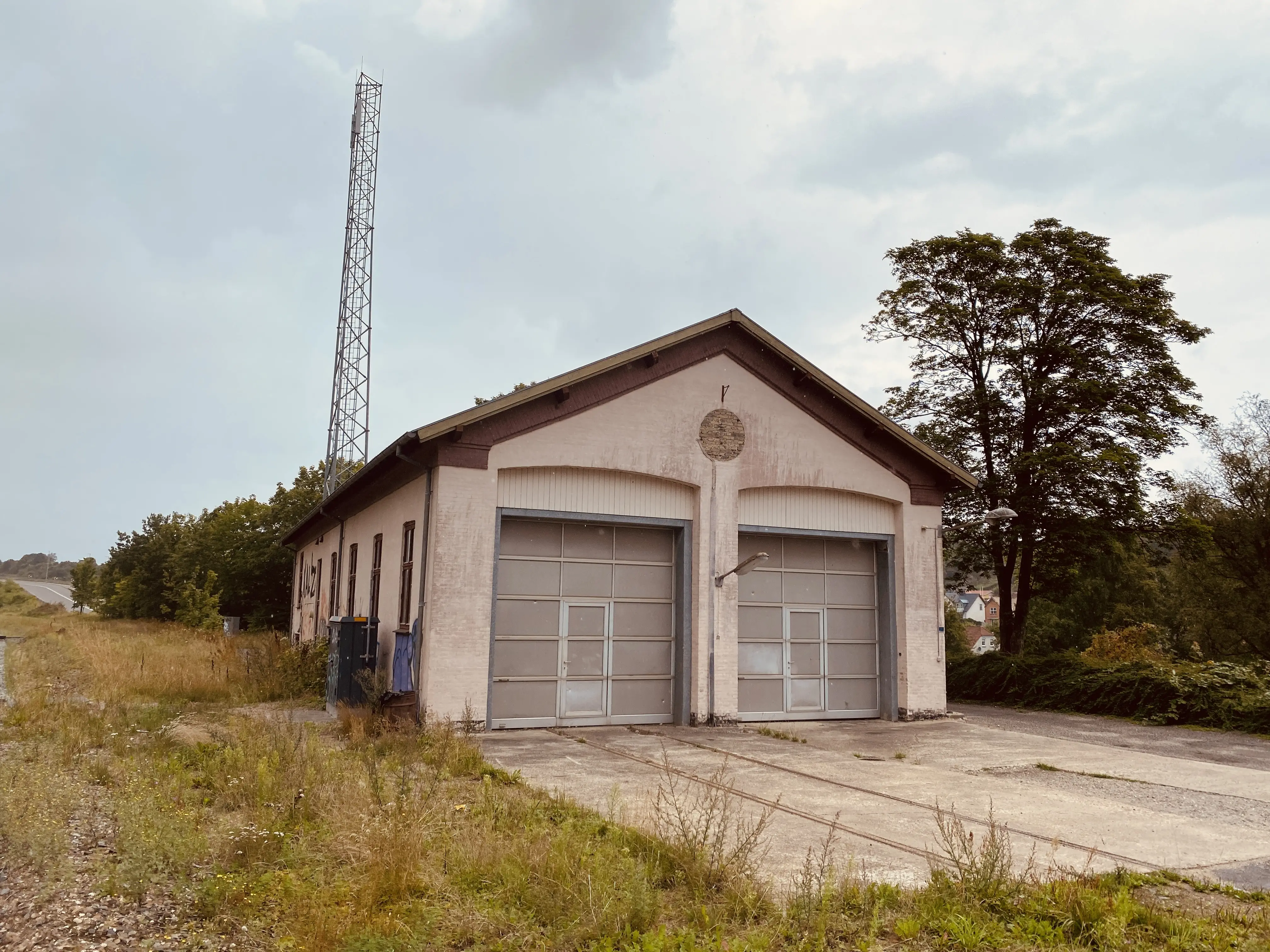 Billede af Hobro Stations gamle tosporede remise.