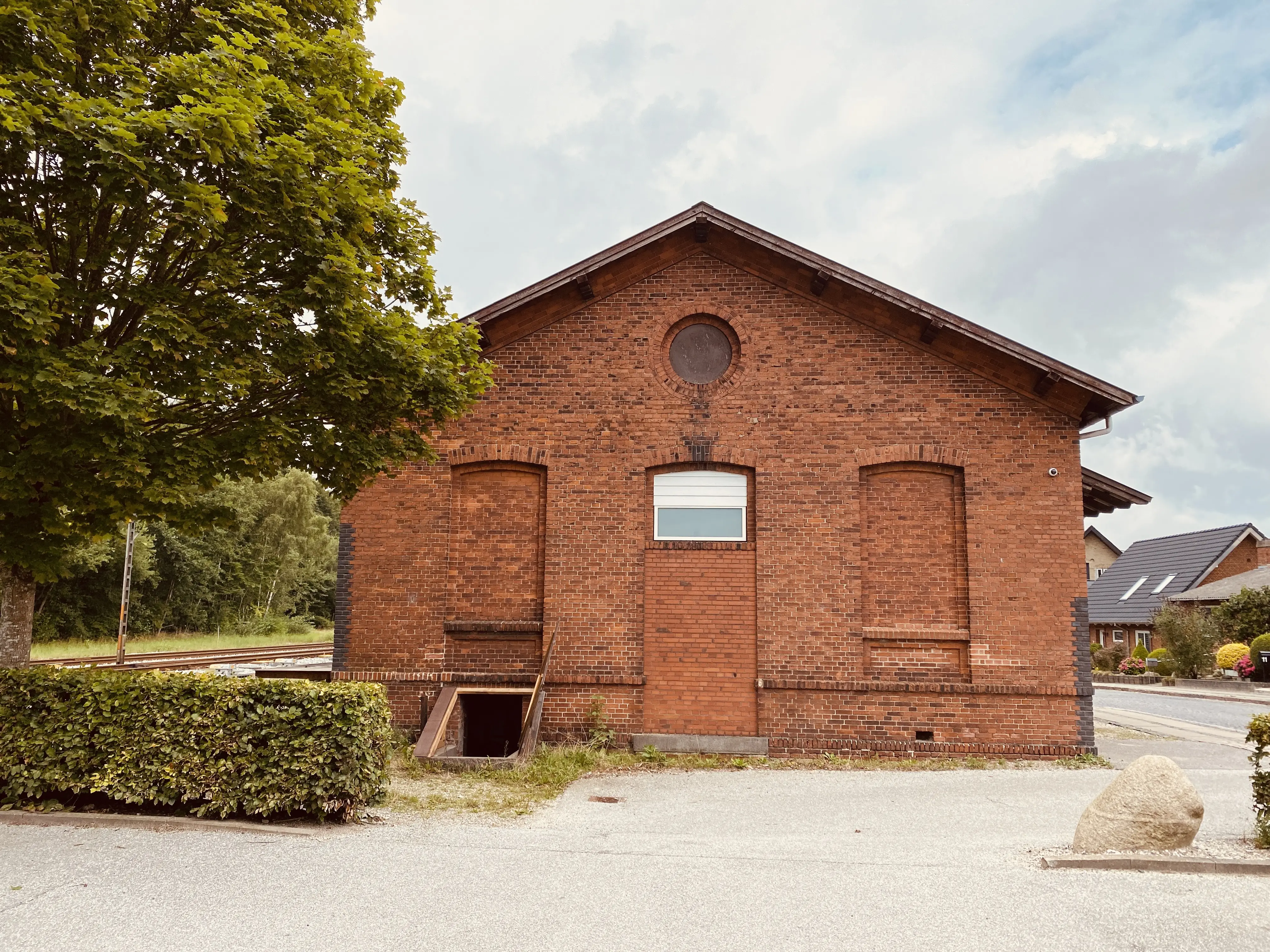 Billede af Hobro Stations varehus.