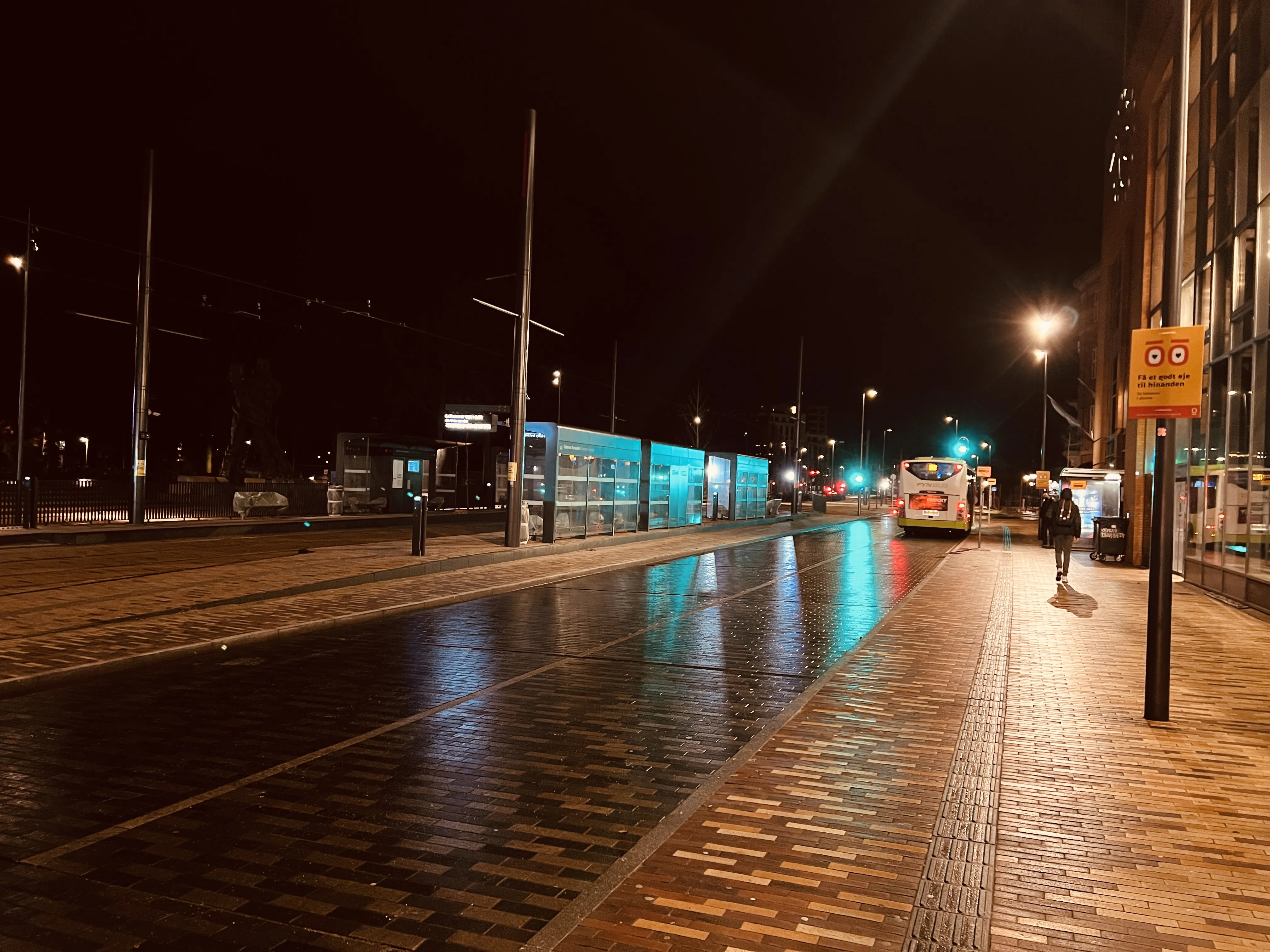 Billede af Odense Banegård Letbanestation.