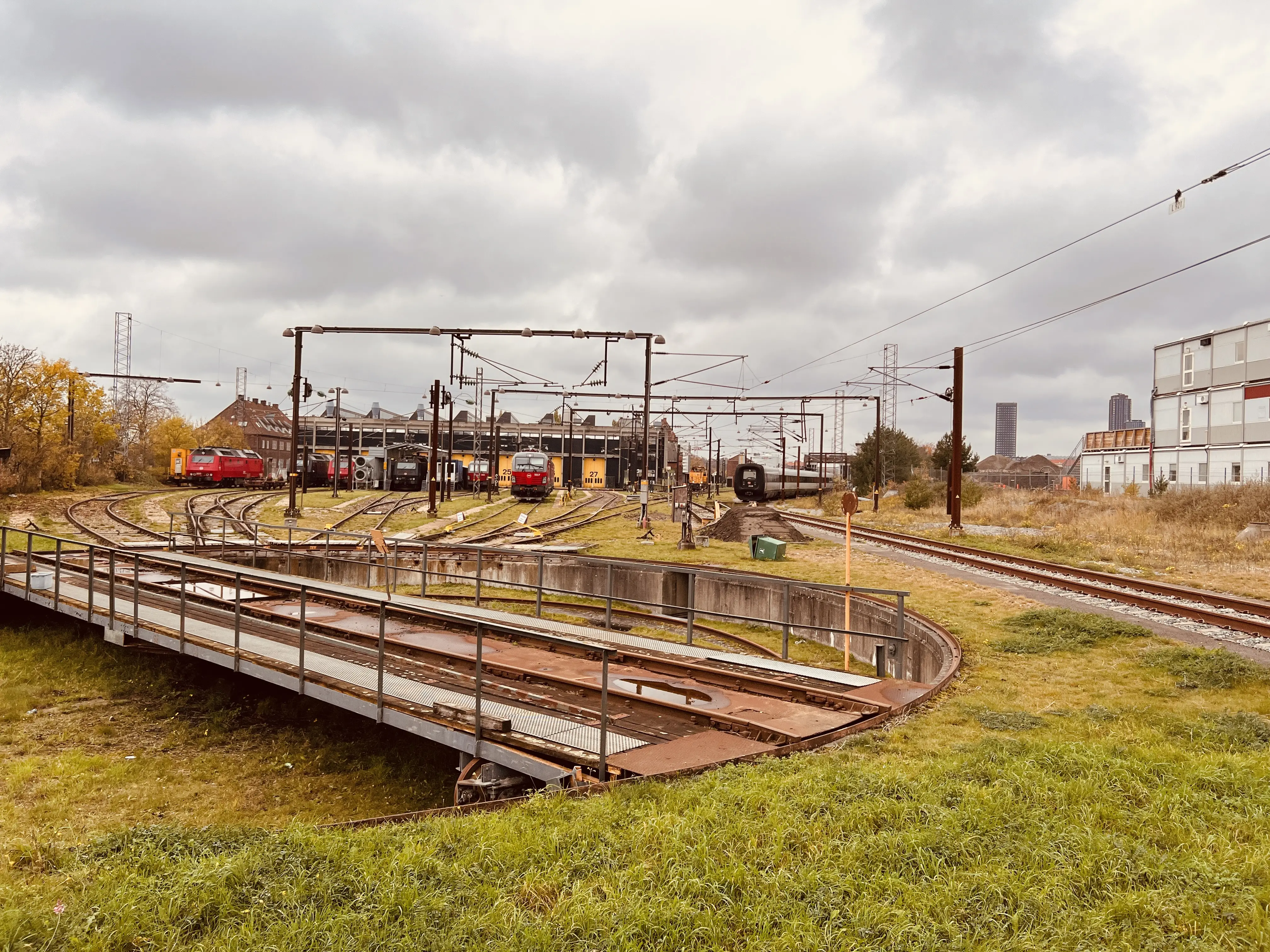 Billede af drejeskiven ved værksted, remise og vedligeholdelsesområdet ved København Hovedbanegårds. Billede af drejeskiven ved værksted, remise og vedligeholdelsesområdet ved København Hovedbanegårds.