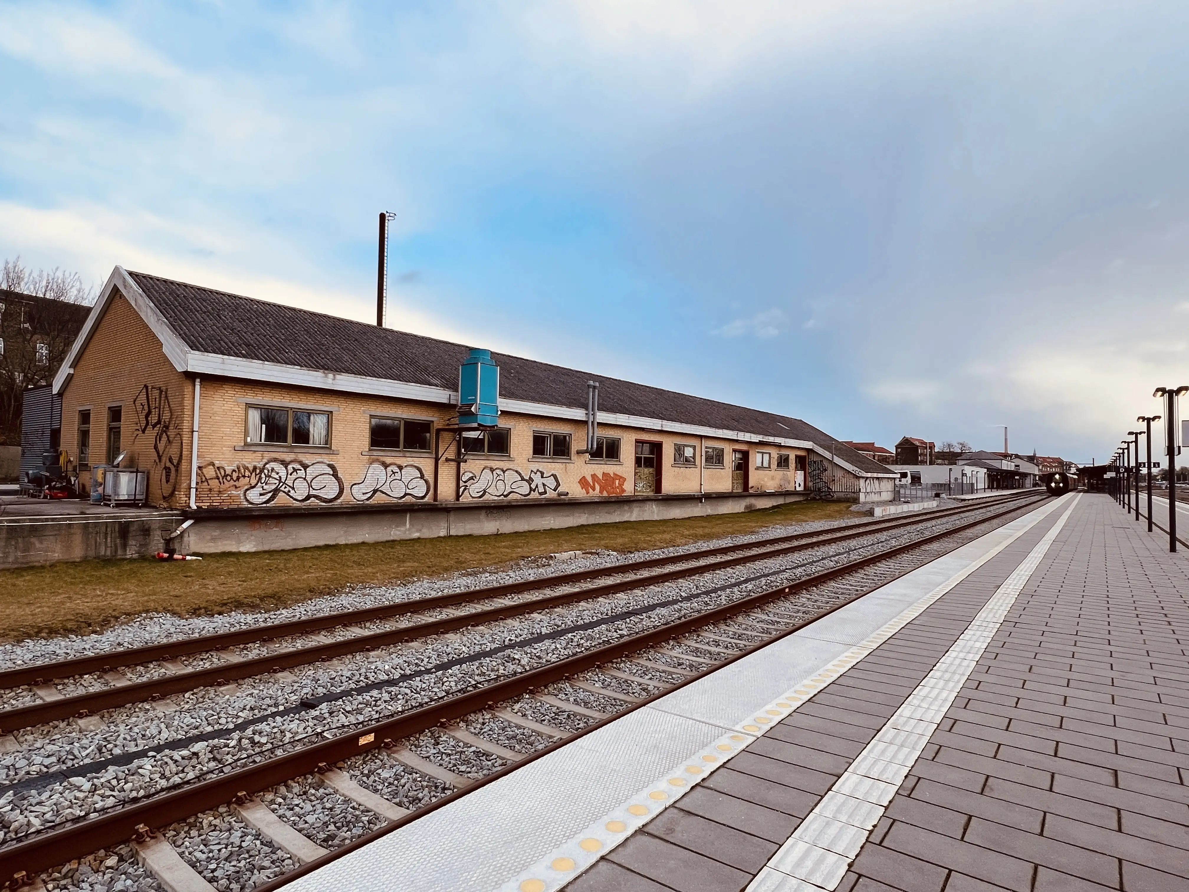Billede af Randers Stations varehus. Billede af Randers Stations varehus.