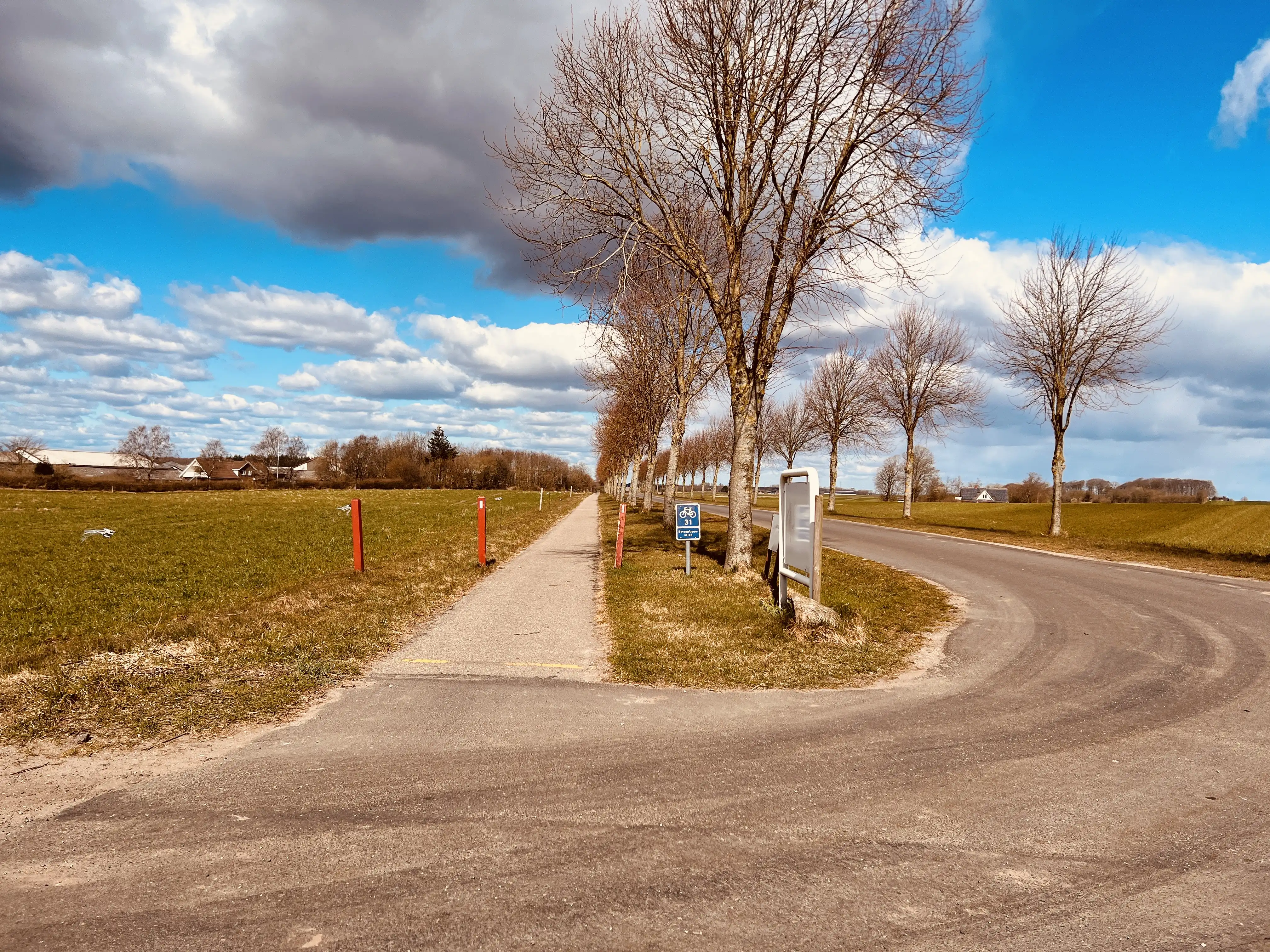 Billede af Lille Davdingvej Trinbræt - Trinbræt er nedrevet, men Lille Davdingvej Trinbræt har ligget her. Billede af Lille Davdingvej Trinbræt - Trinbræt er nedrevet, men Lille Davdingvej Trinbræt har ligget her.