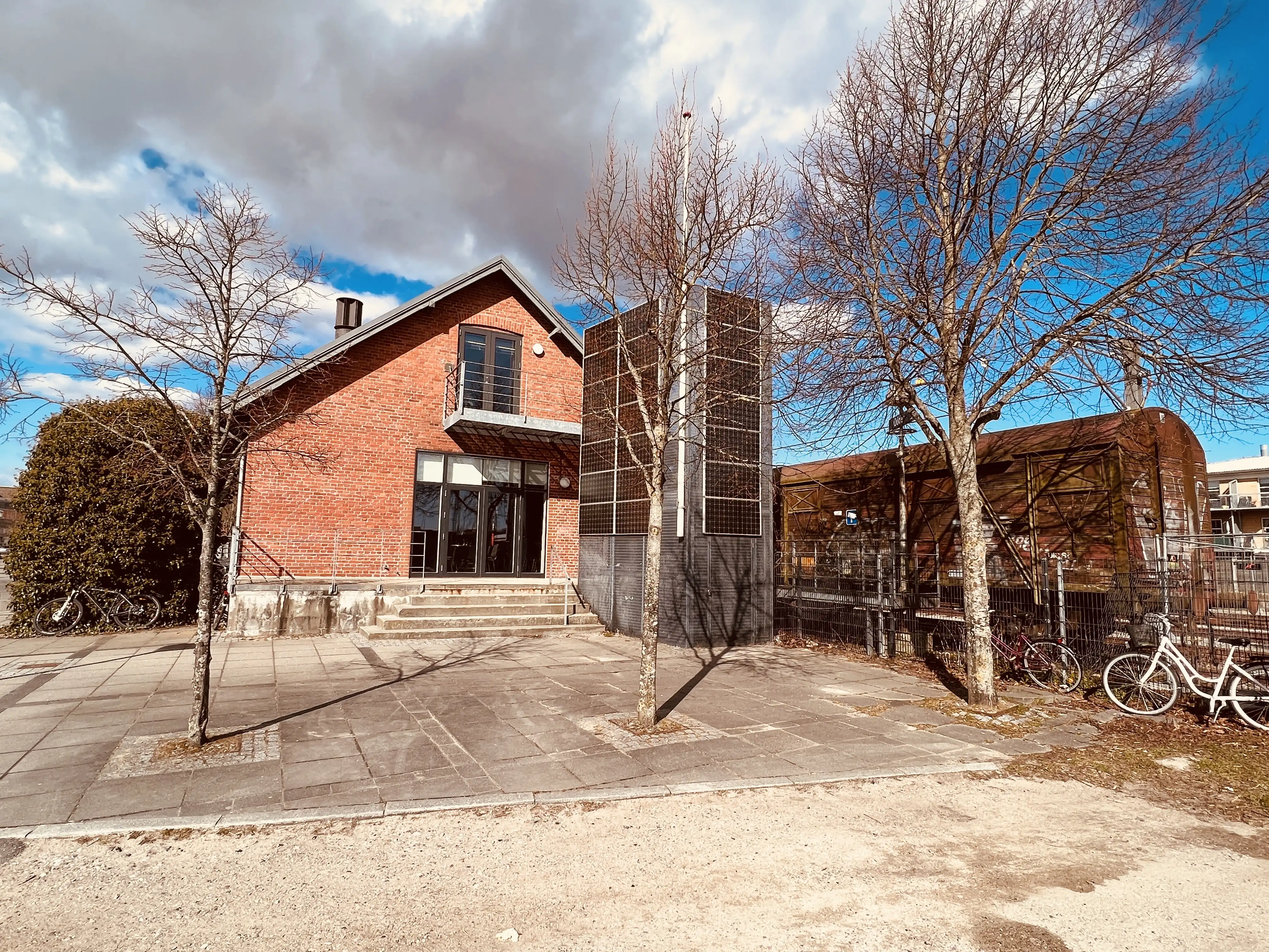 Billede af Odder Stations varehus.