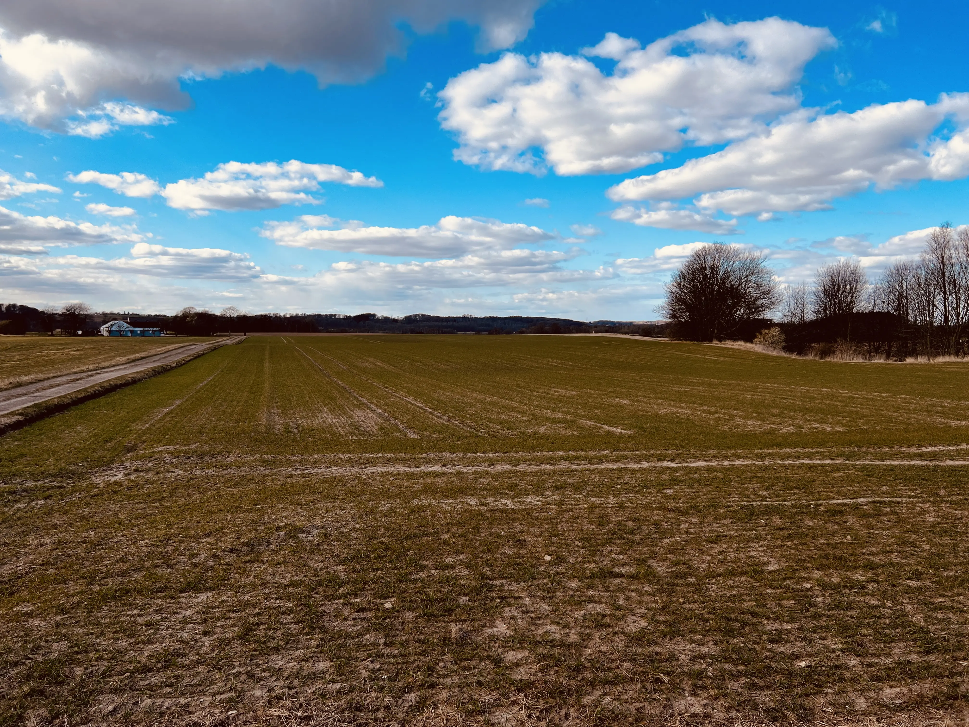 Billede af Smedrupvejen Trinbræt - Trinbræt er nedrevet, men Smedrupvejen Trinbræt har ligget her. Billede af Smedrupvejen Trinbræt - Trinbræt er nedrevet, men Smedrupvejen Trinbræt har ligget her.