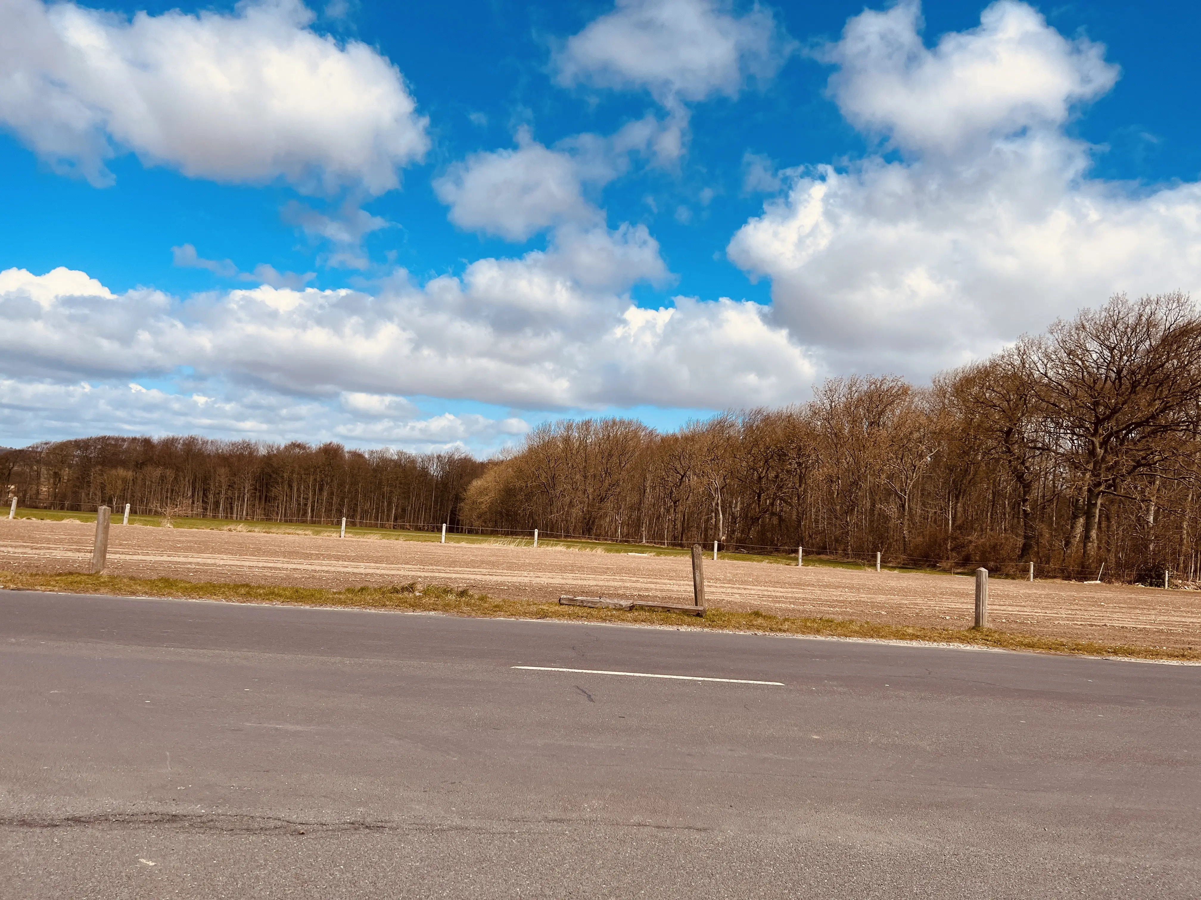 Billede af Smedeskoven Trinbræt - Trinbræt er nedrevet, men Smedeskoven Trinbræt har ligget her. Billede af Smedeskoven Trinbræt - Trinbræt er nedrevet, men Smedeskoven Trinbræt har ligget her.
