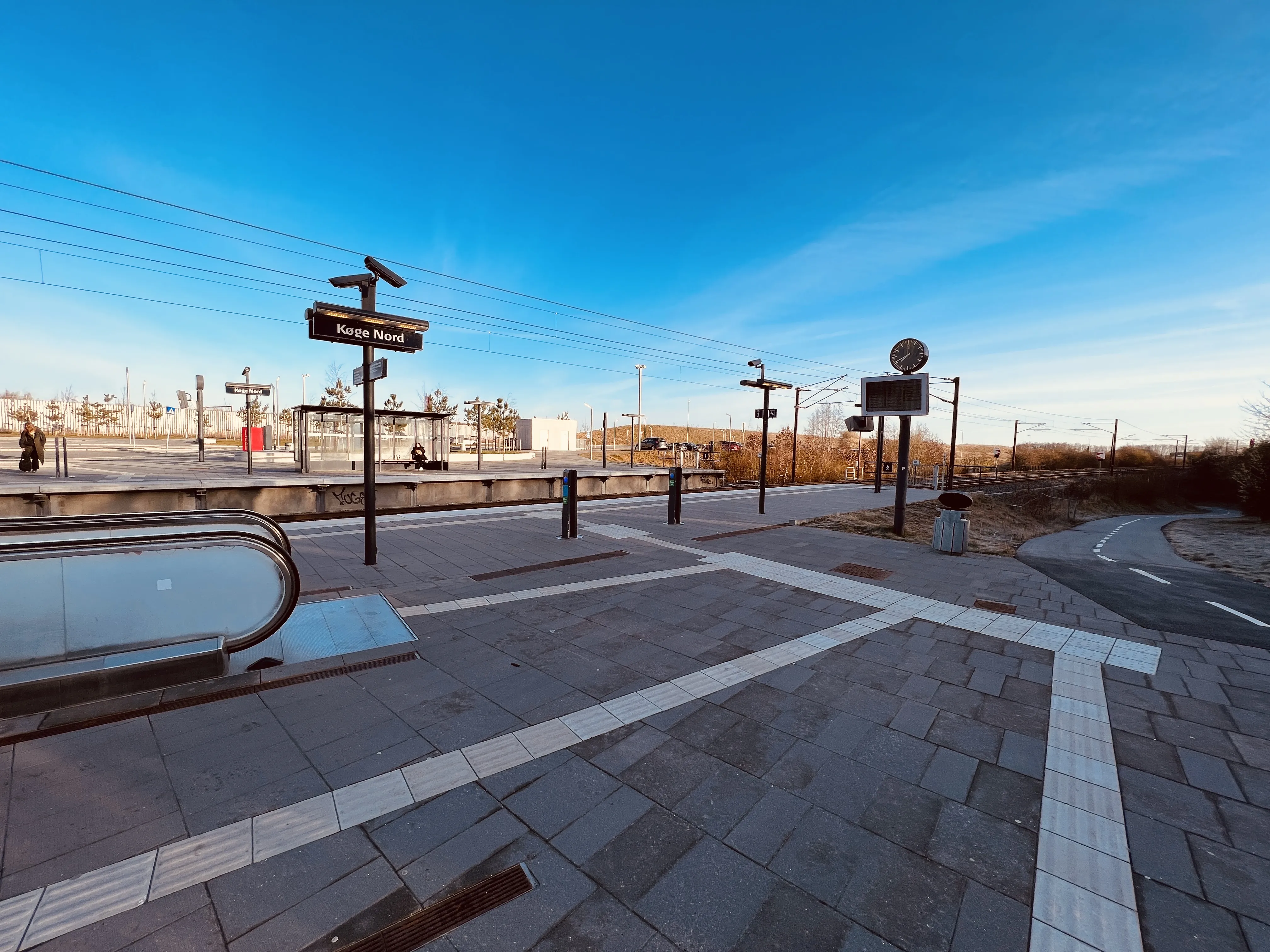 Billede af Køge Nord S-togstrinbræt. Billede af Køge Nord S-togstrinbræt.