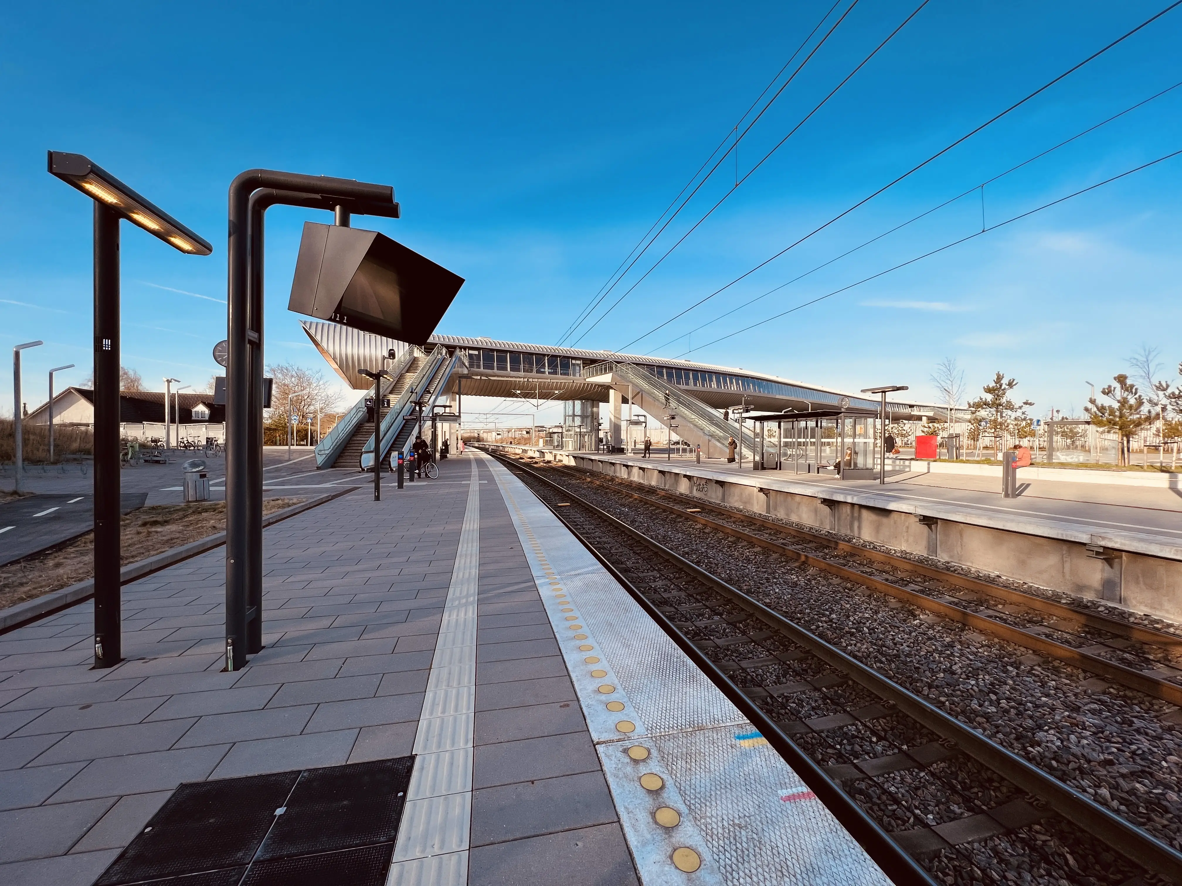 Billede af Køge Nord S-togstrinbræt. Billede af Køge Nord S-togstrinbræt.