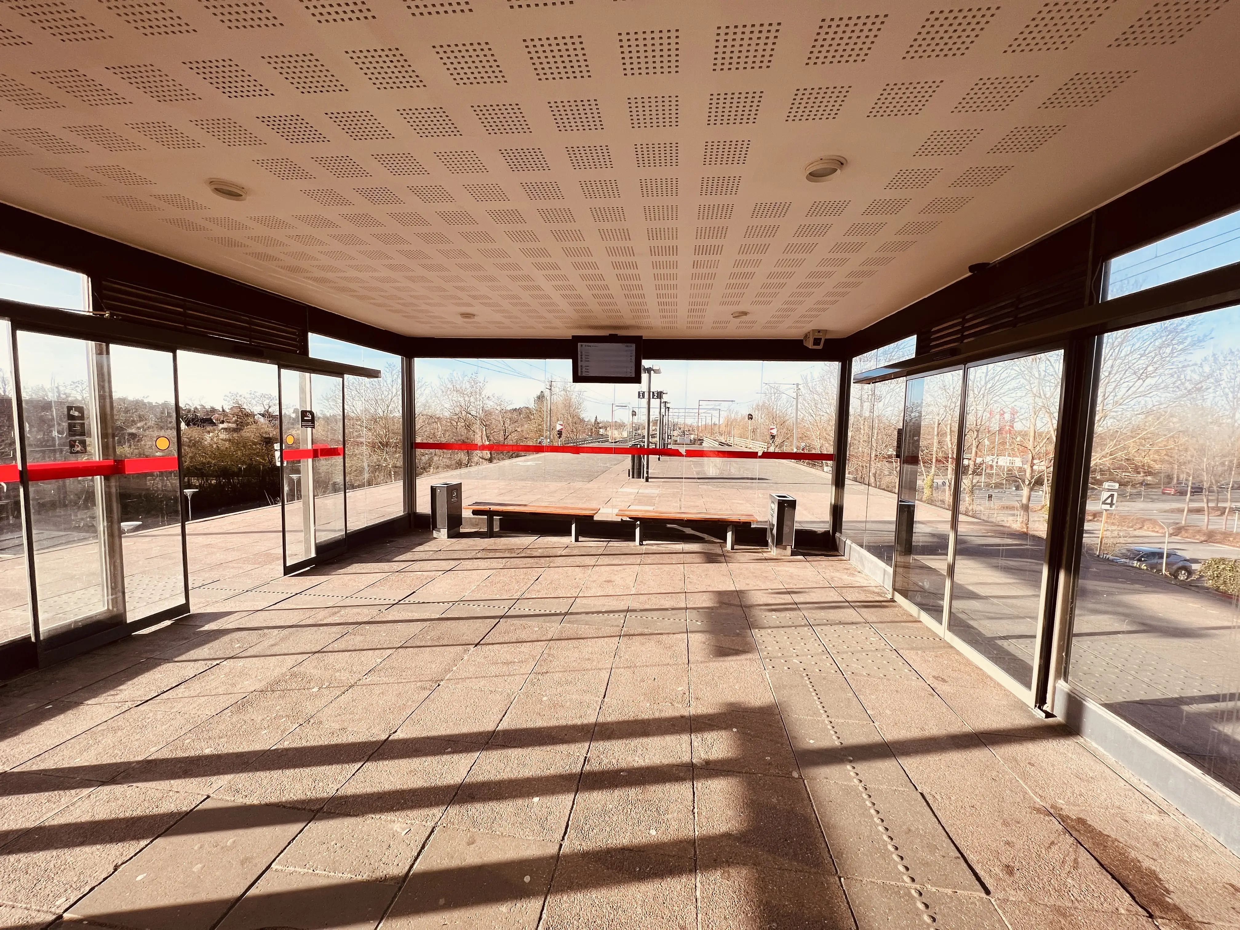 Billede af Solrød Strand S-togstrinbræt.