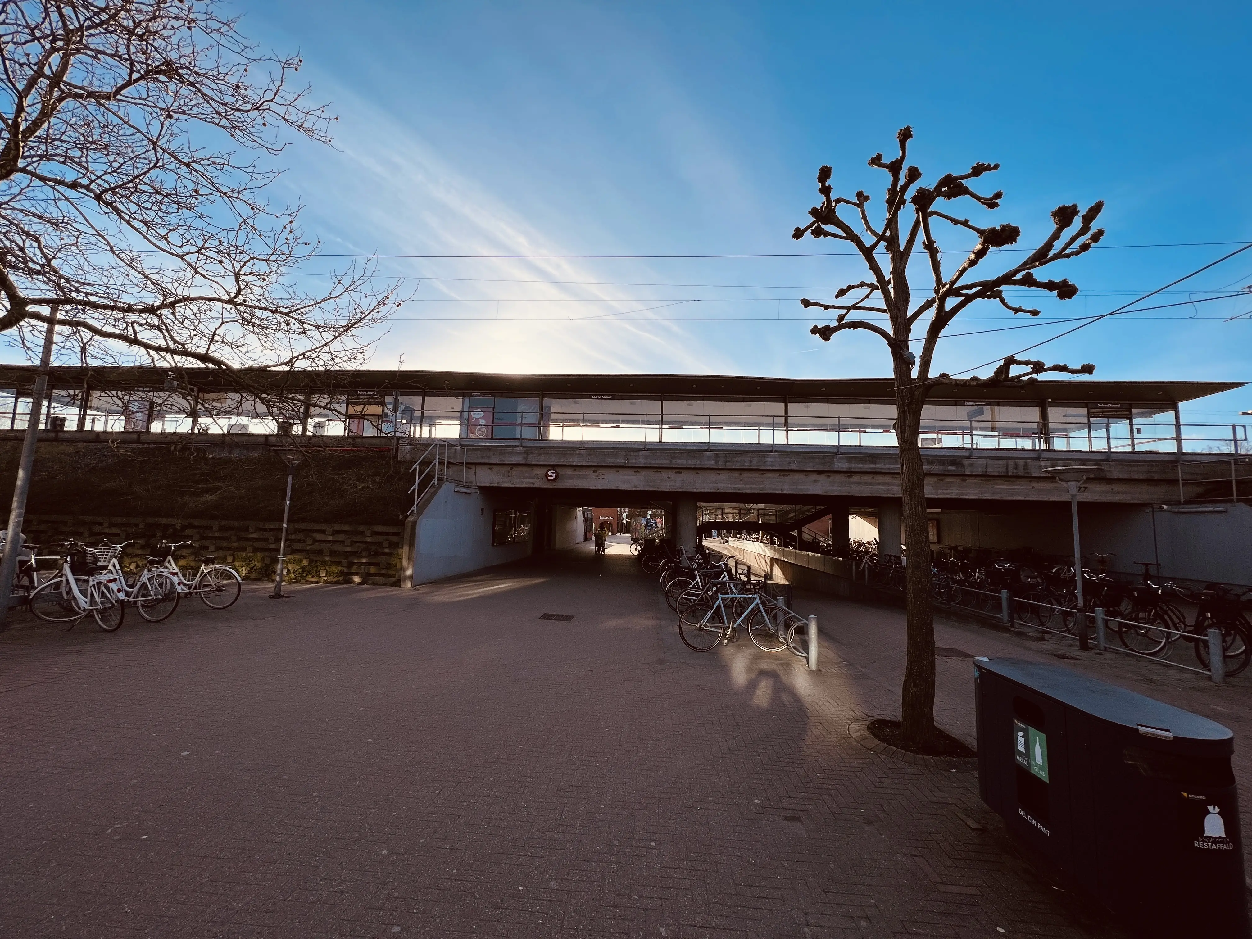 Billede af Solrød Strand S-togstrinbræt.