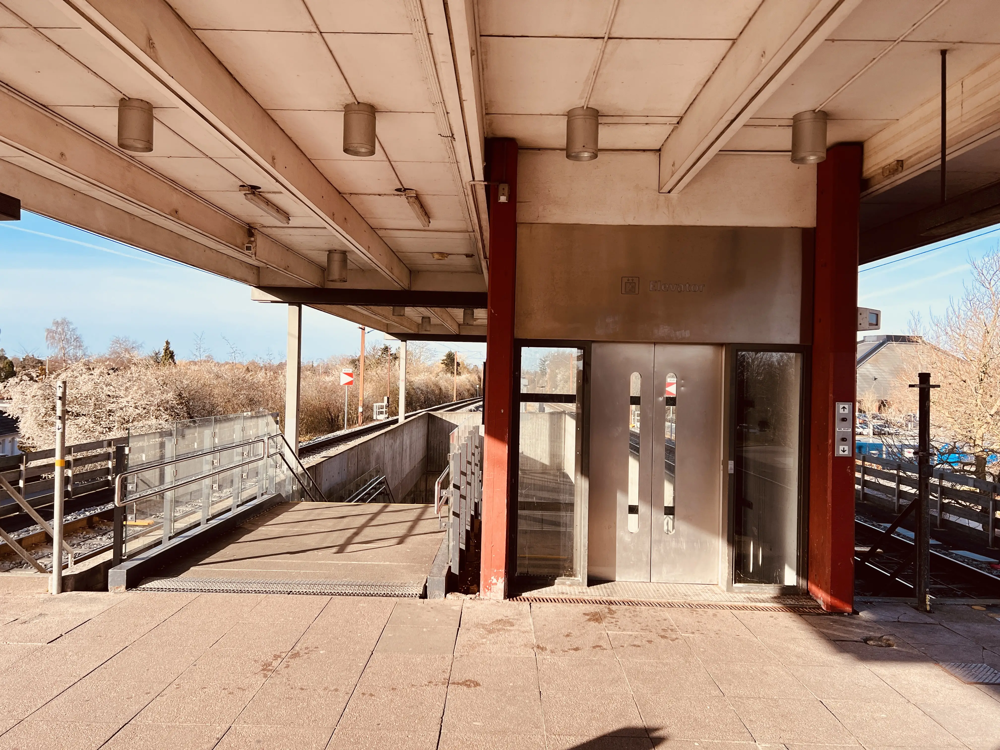 Billede af Greve S-togstrinbræt. Billede af Greve S-togstrinbræt.