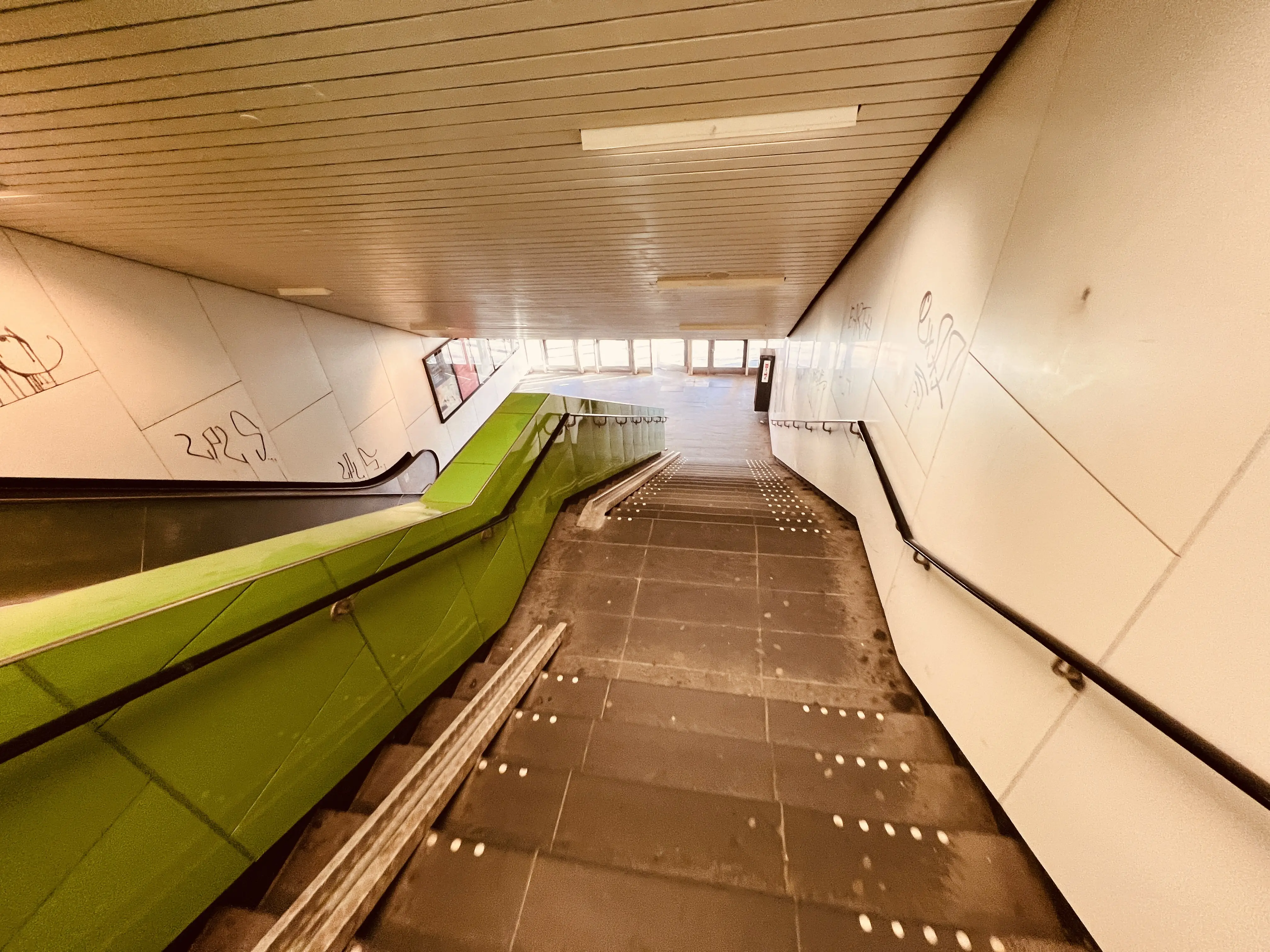 Billede af Hundige S-togsstation. Billede af Hundige S-togsstation.