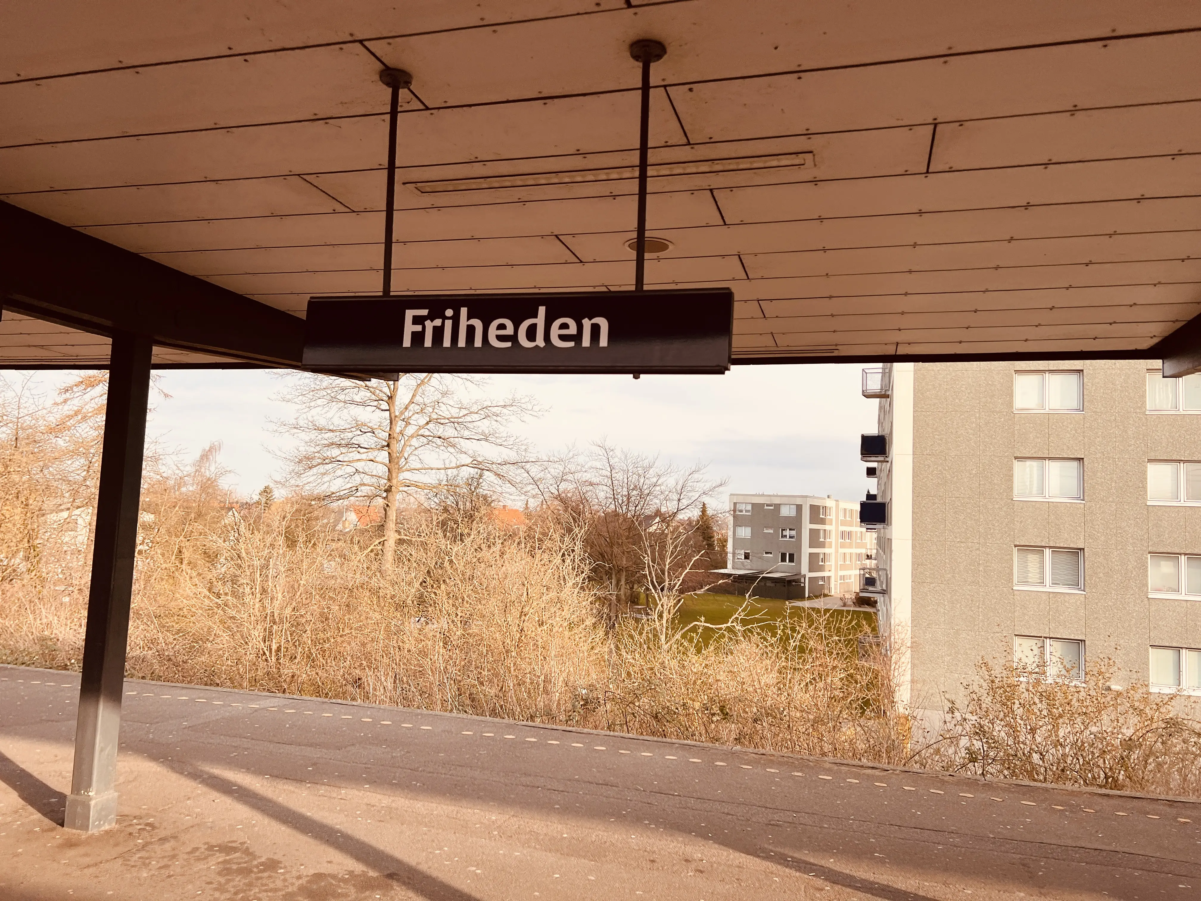 Billede af Friheden S-togstrinbræt.