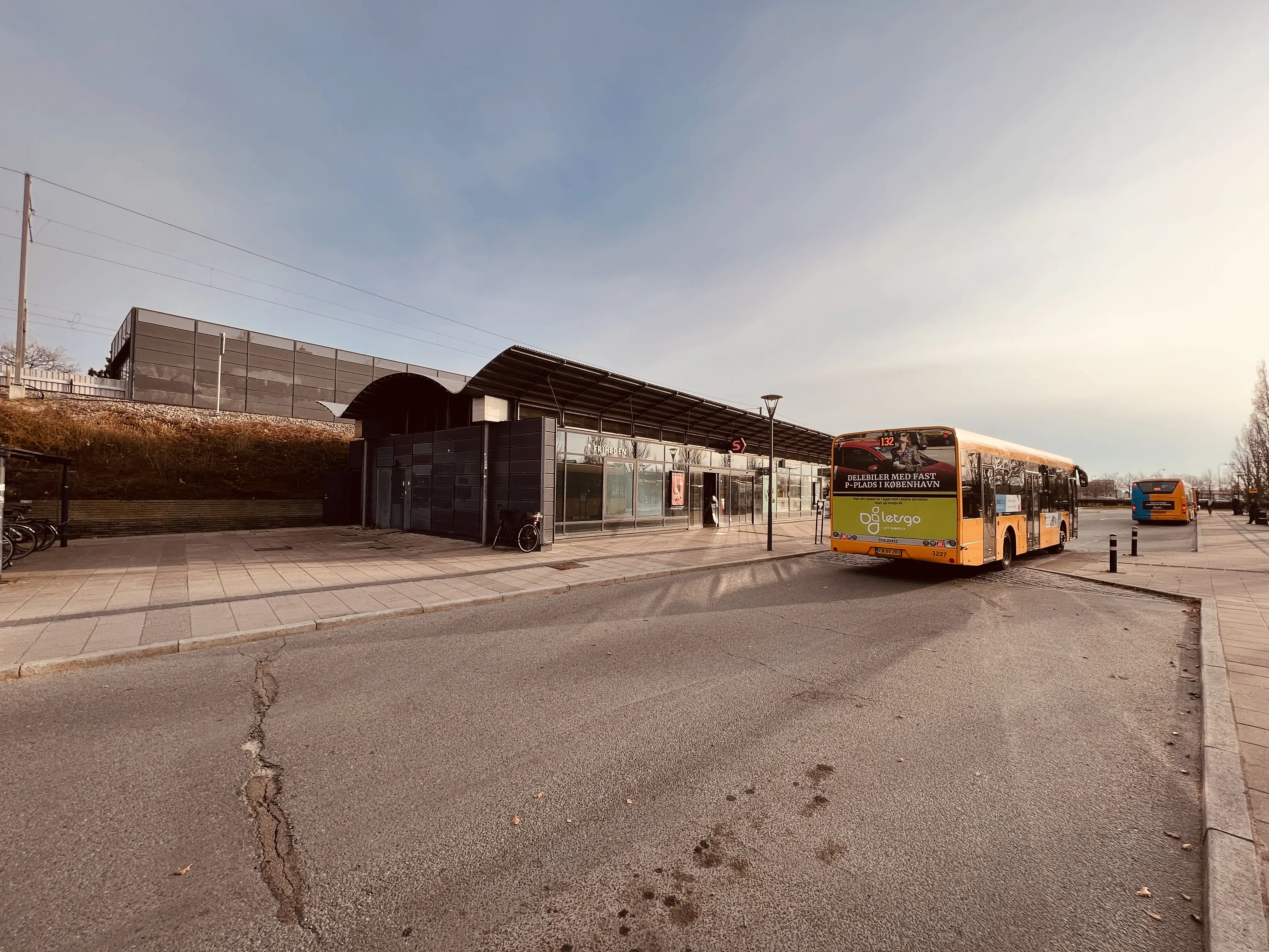 Billede af Friheden S-togstrinbræt.