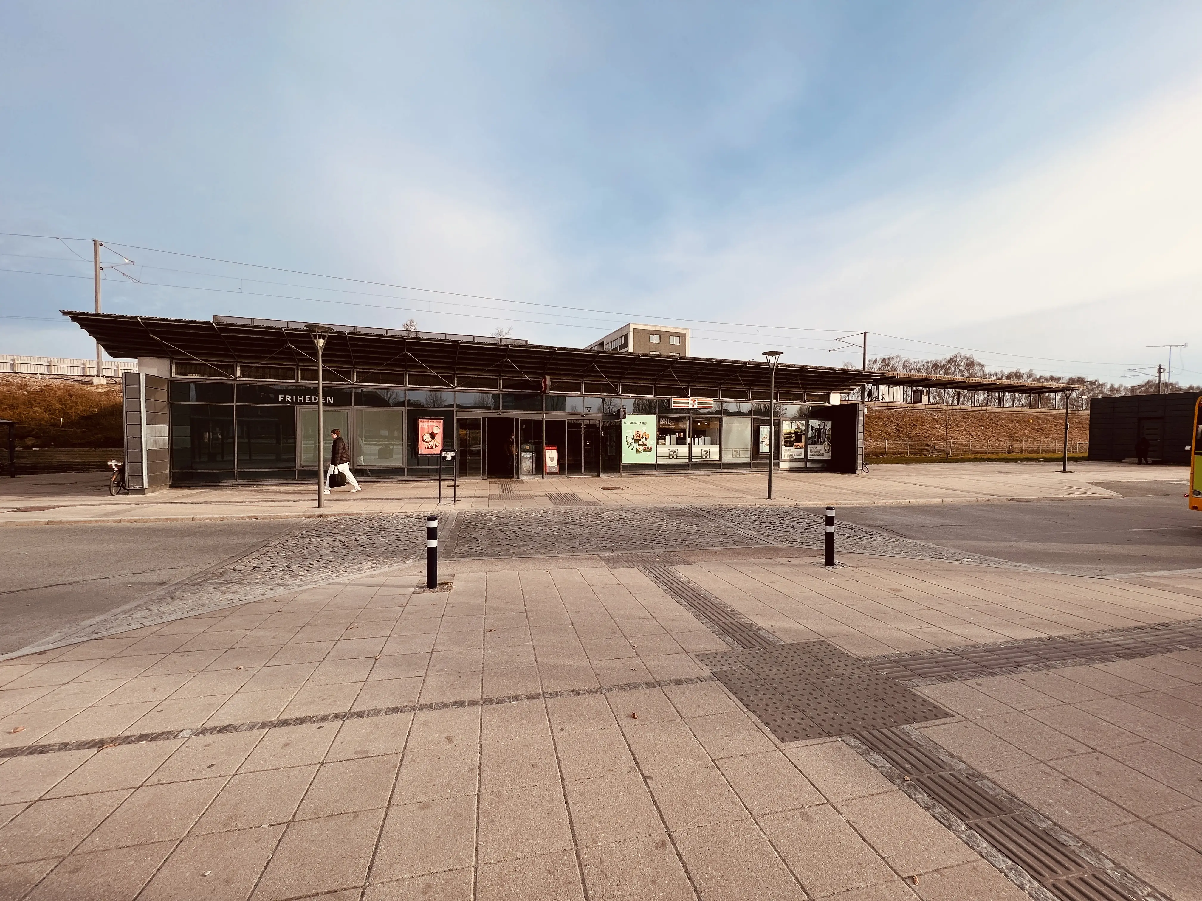 Billede af Friheden S-togstrinbræt.