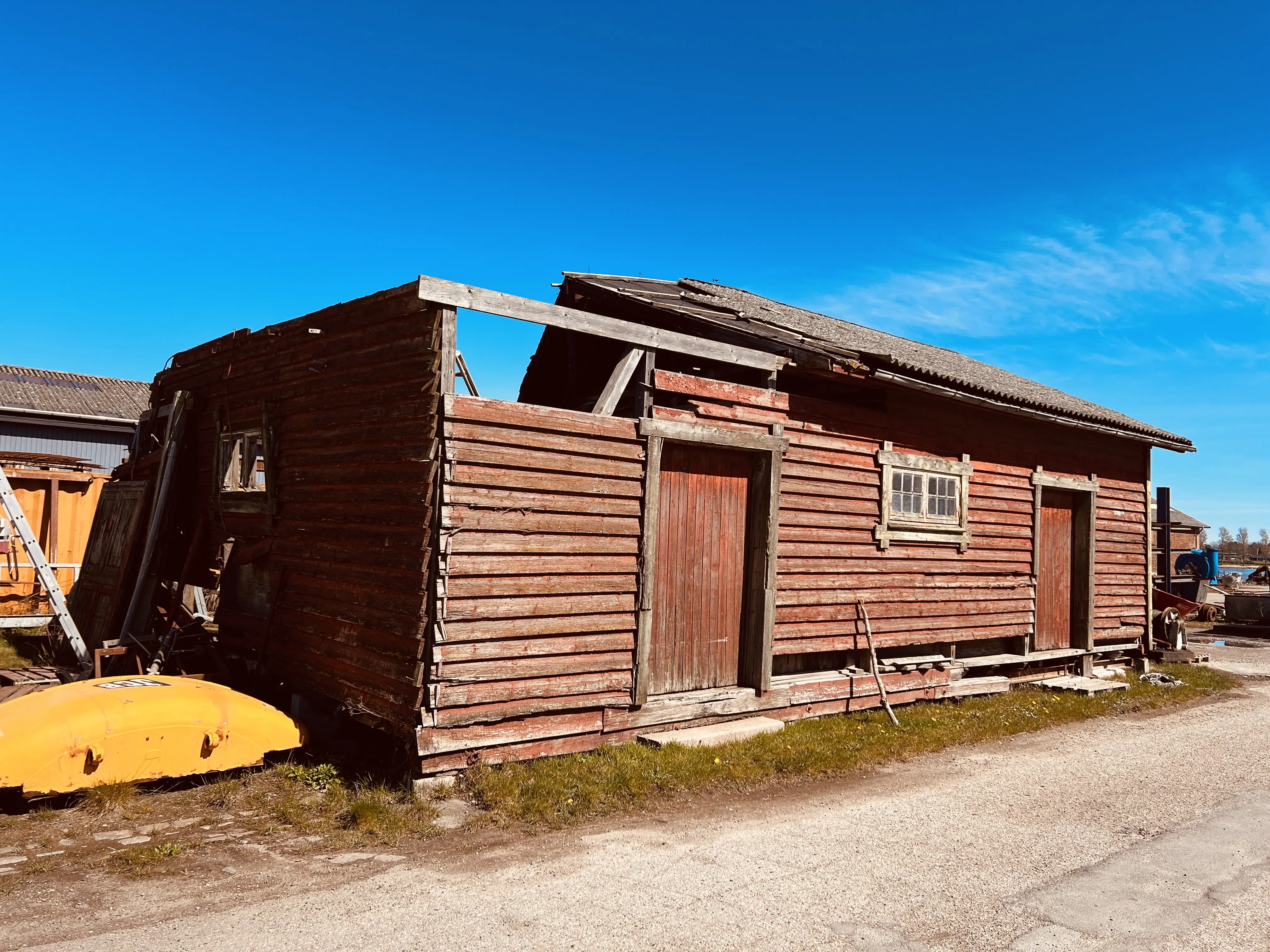 Billede af Stubbekøbing Stations varehus. Billede af Stubbekøbing Stations varehus.